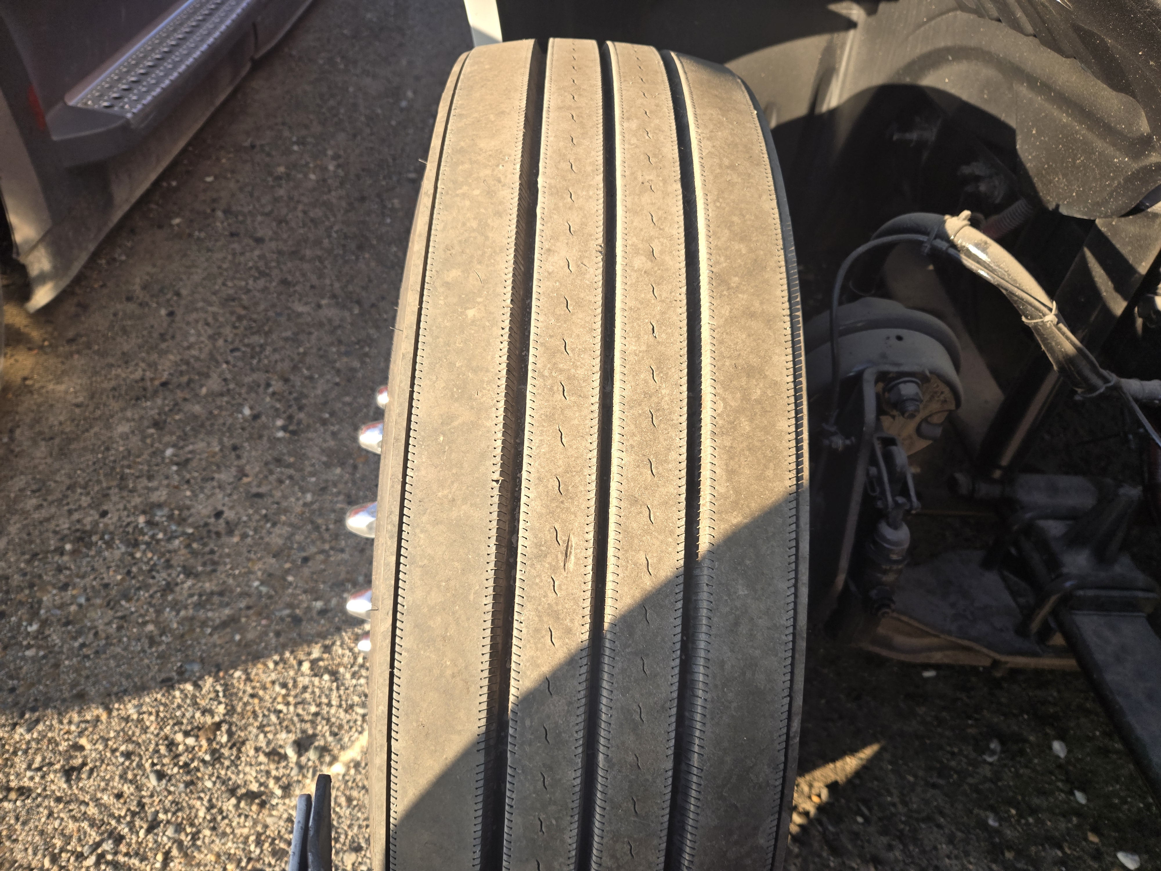 2020 FREIGHTLINER CASCADIA 126SLP - image 11