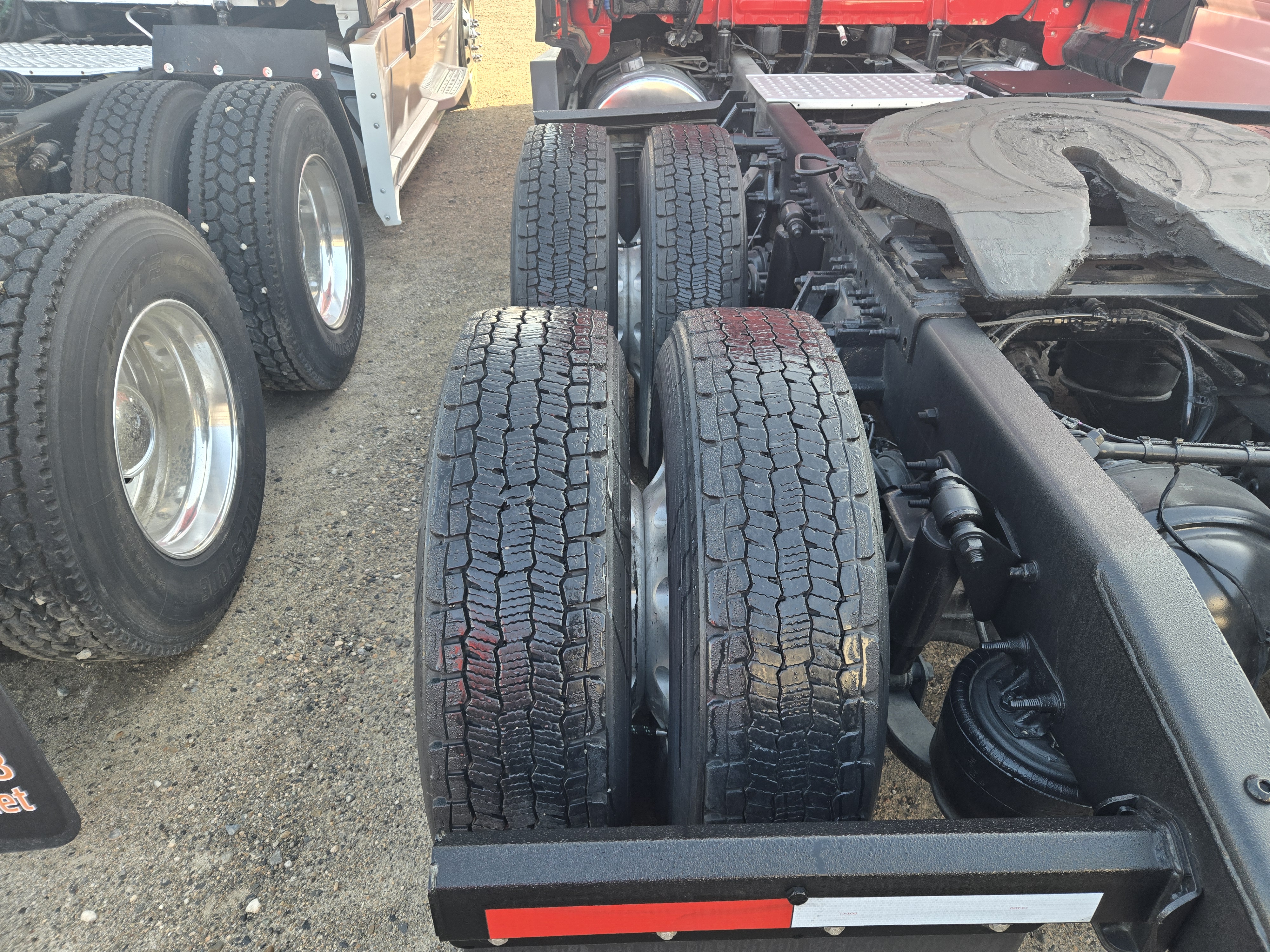 2021 FREIGHTLINER CASCADIA 126SLP - image 14