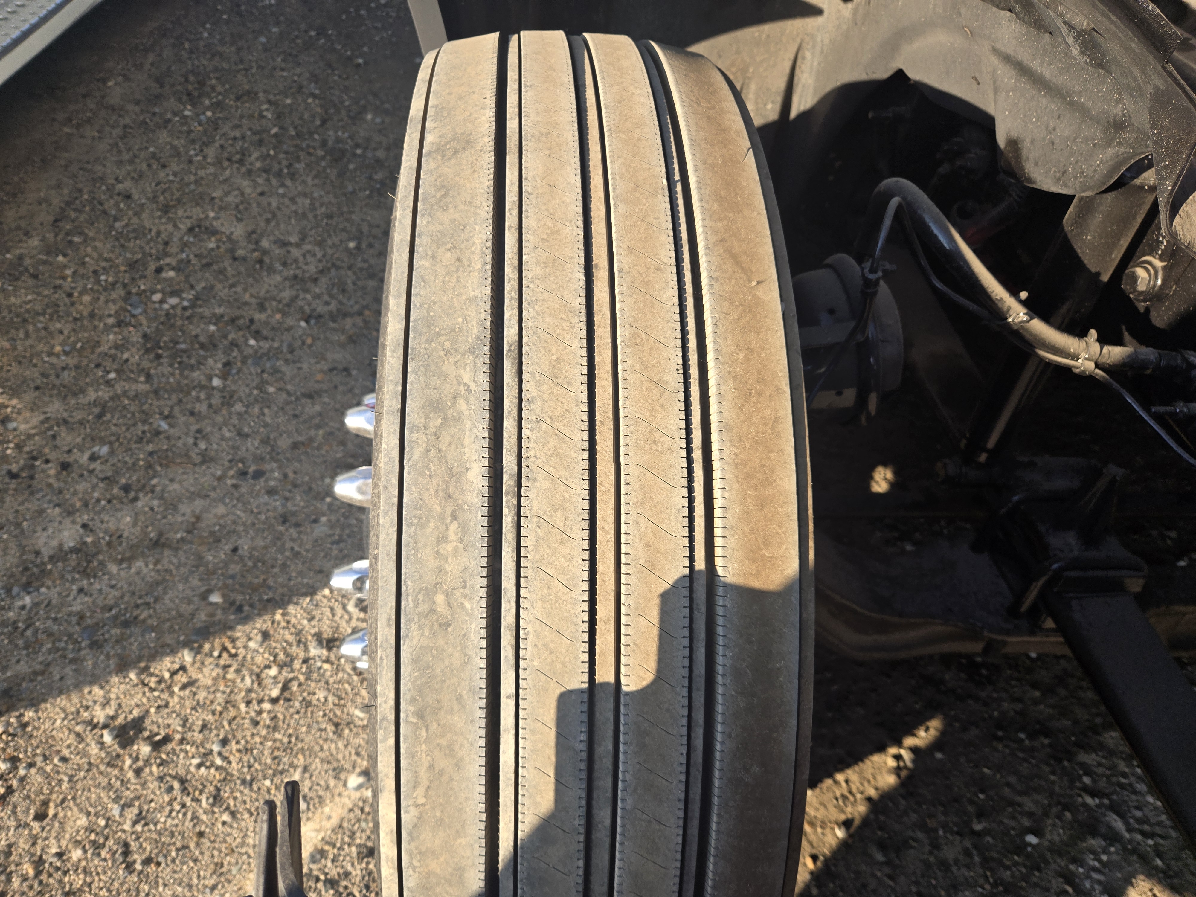 2022 FREIGHTLINER CASCADIA 126SLP - image 13