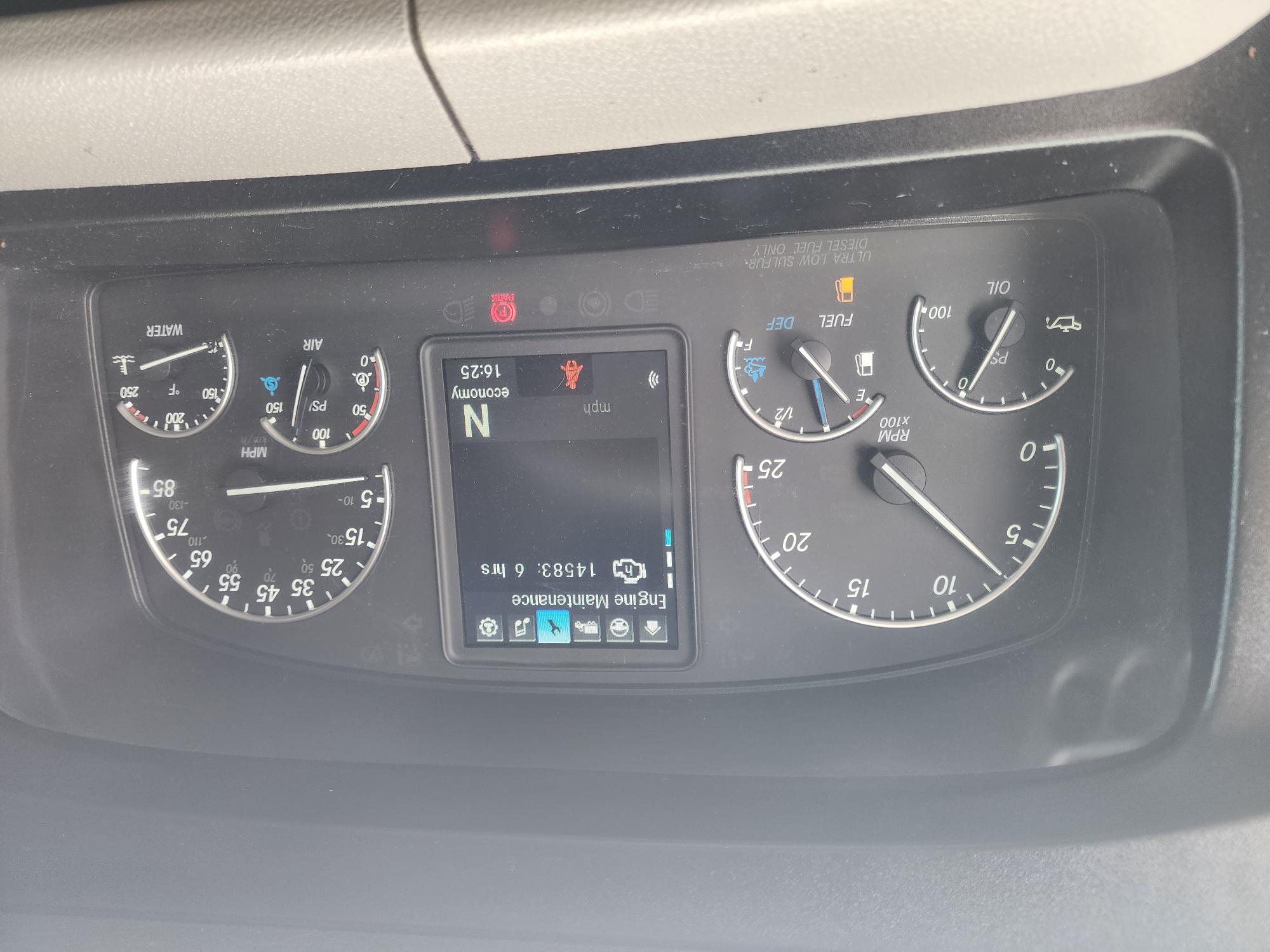 2022 FREIGHTLINER CASCADIA 126SLP - image 14