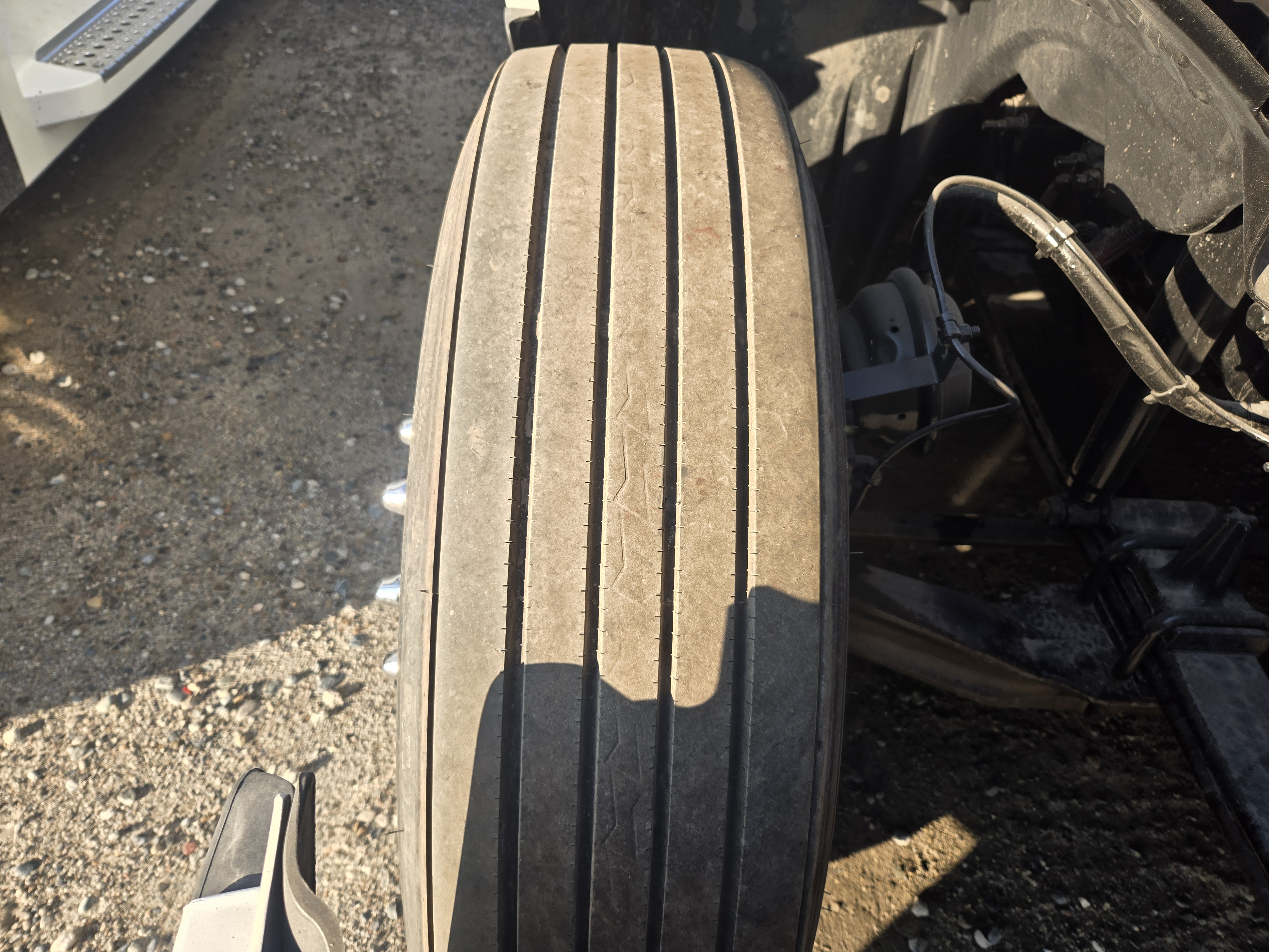 2024 FREIGHTLINER CASCADIA 126SLP - image 11