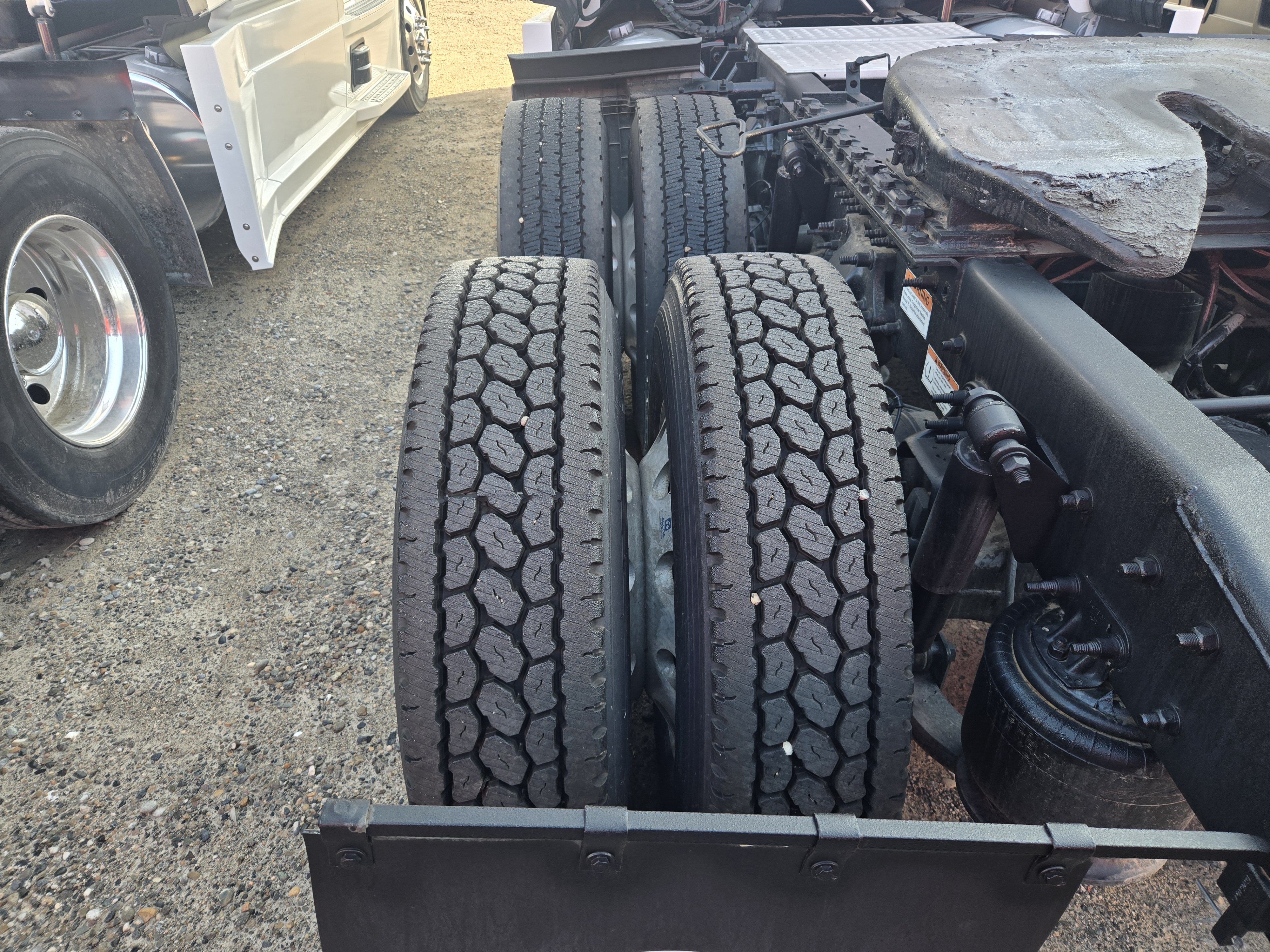 2022 FREIGHTLINER CASCADIA 126SLP - image 14