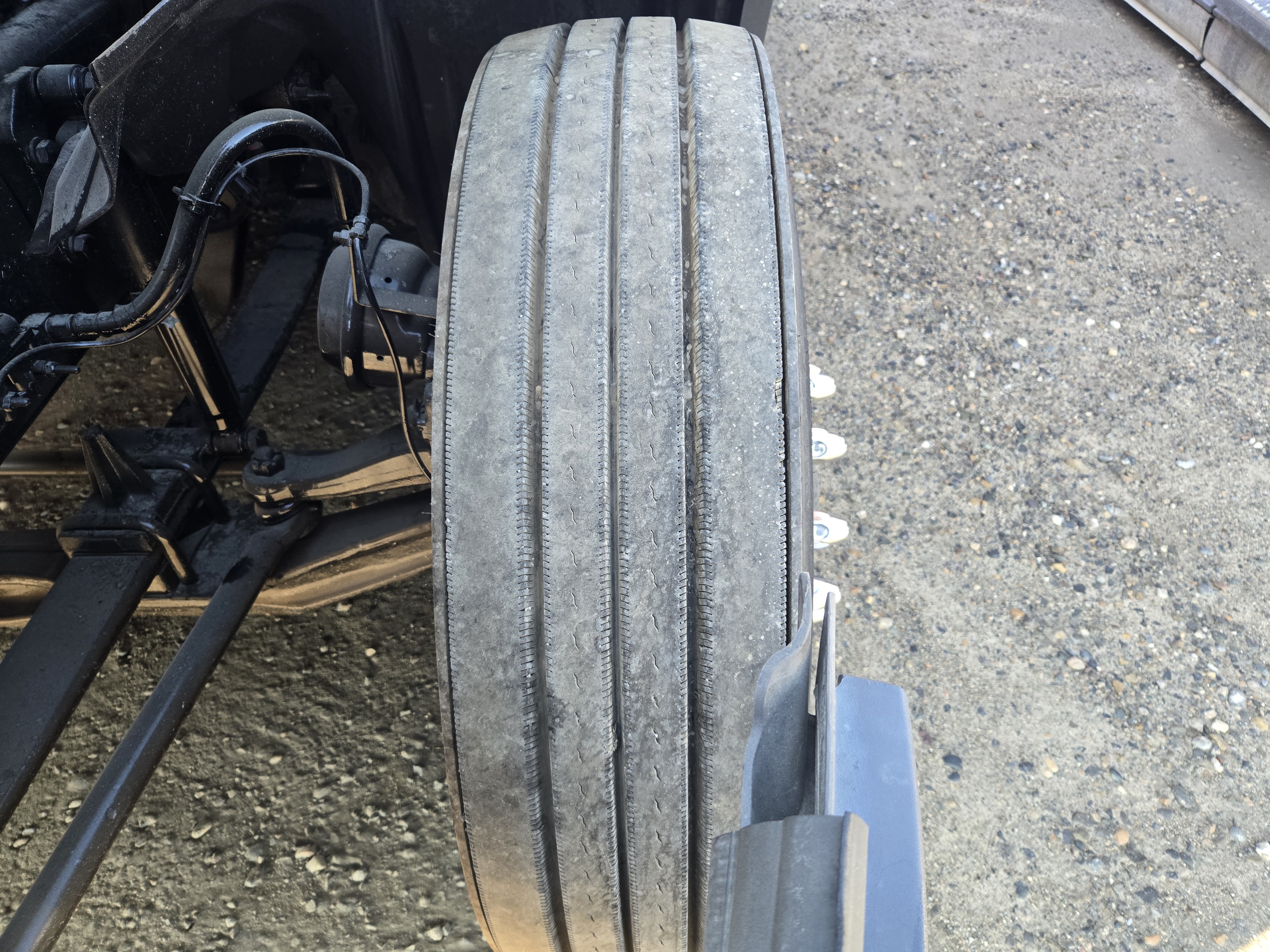 2020 FREIGHTLINER CASCADIA 126SLP - image 11