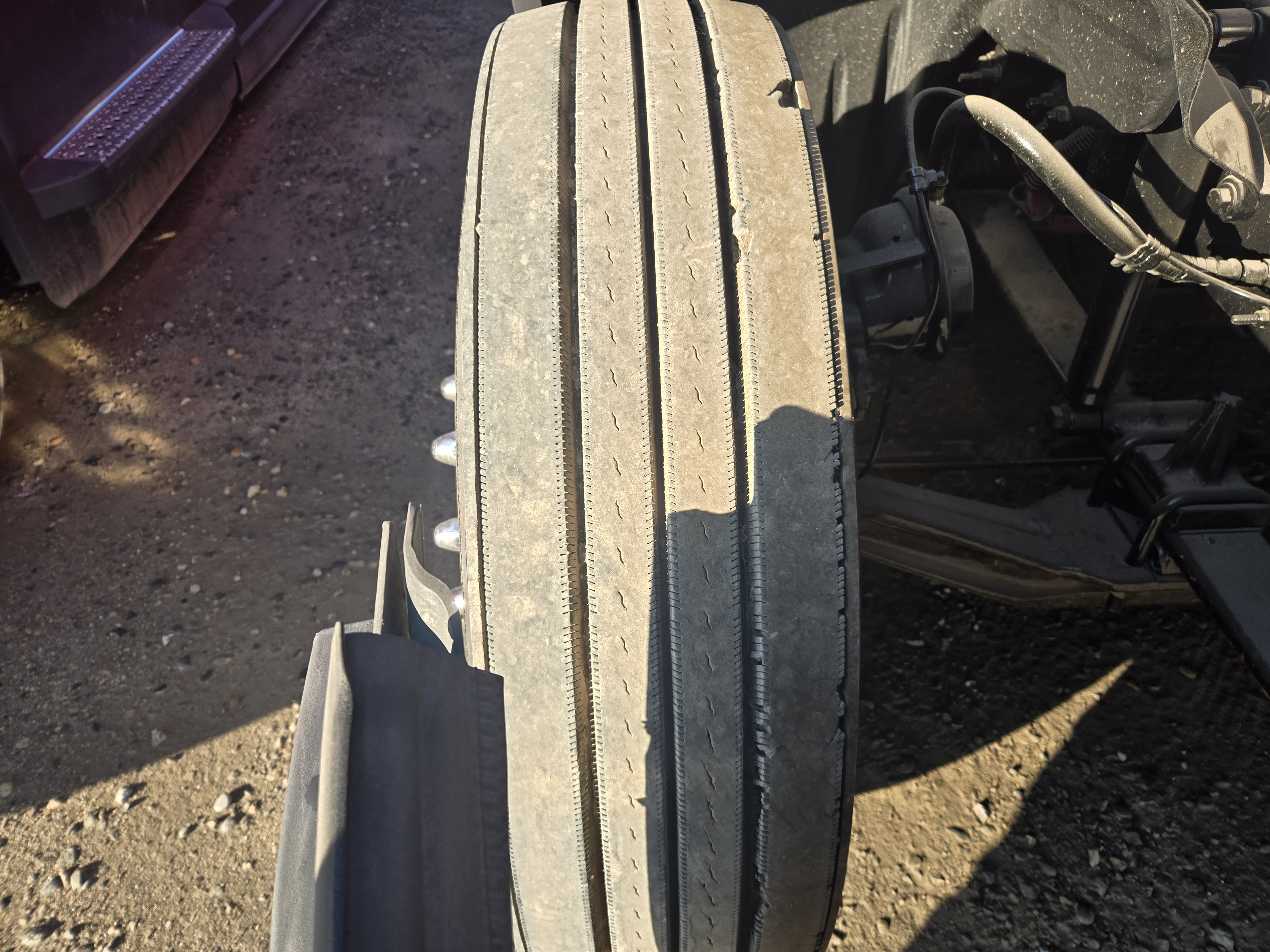 2020 FREIGHTLINER CASCADIA 126SLP - image 10