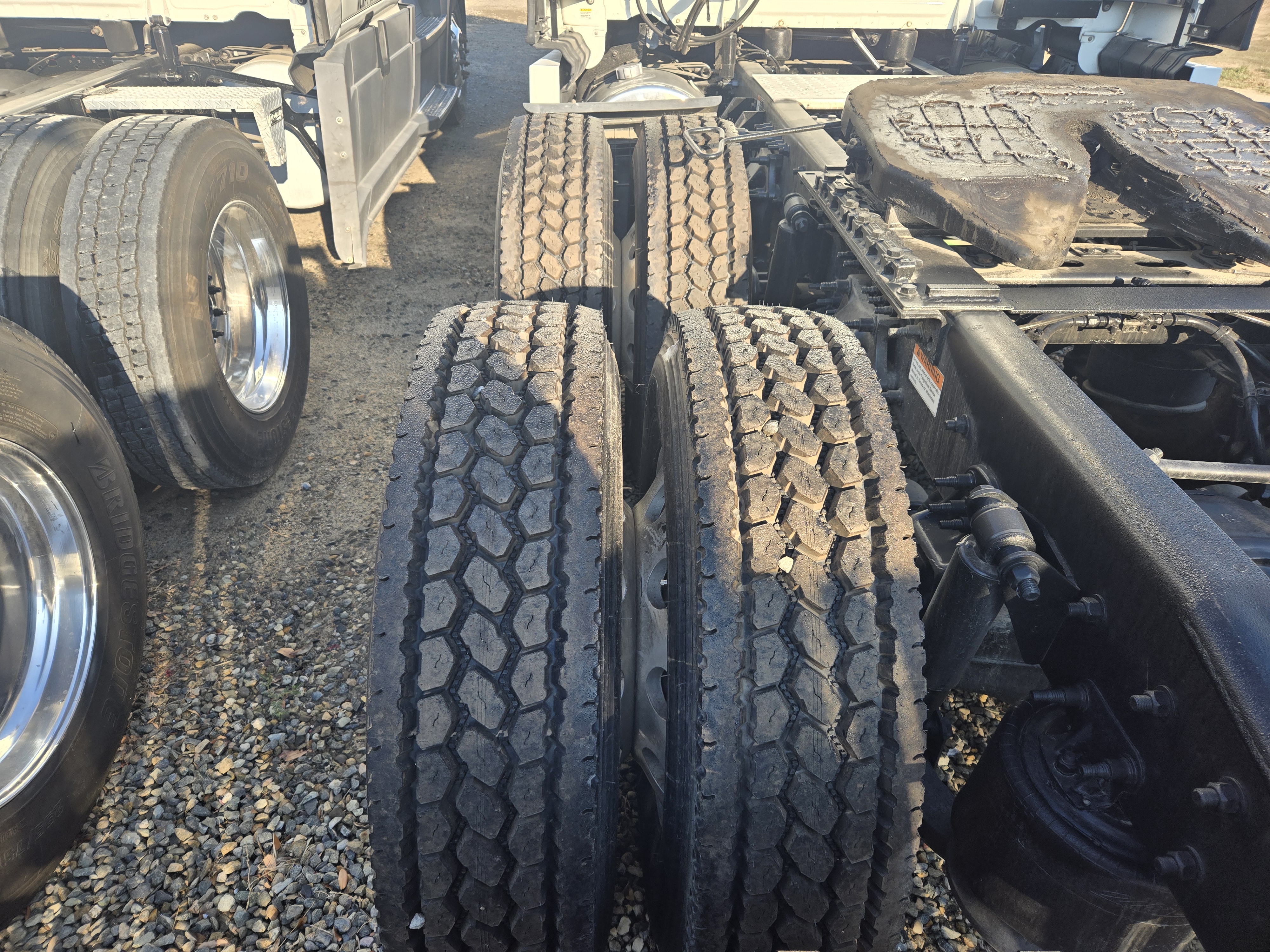 2020 FREIGHTLINER CASCADIA 126SLP - image 14