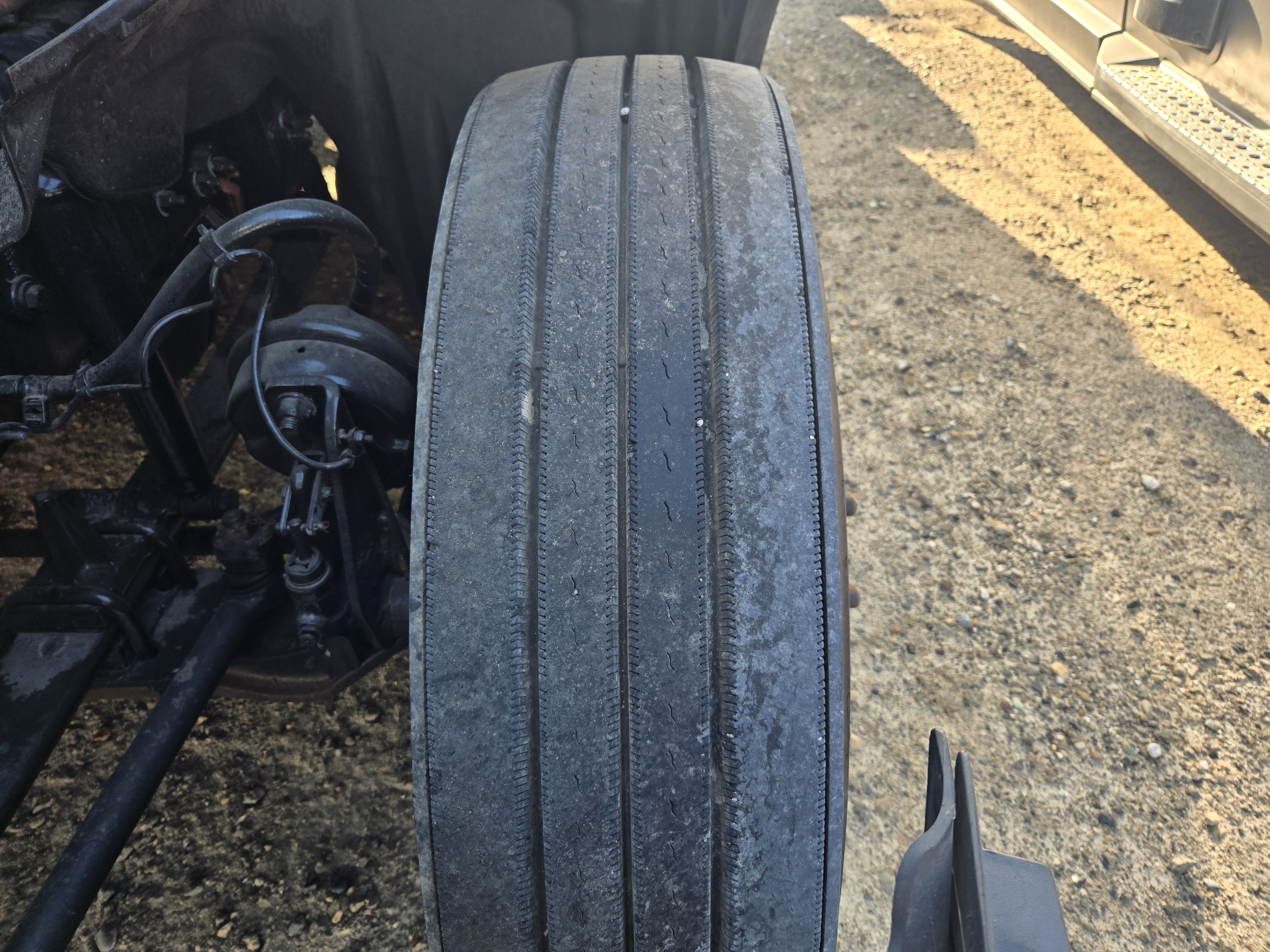 2021 FREIGHTLINER CASCADIA 126SLP - image 11