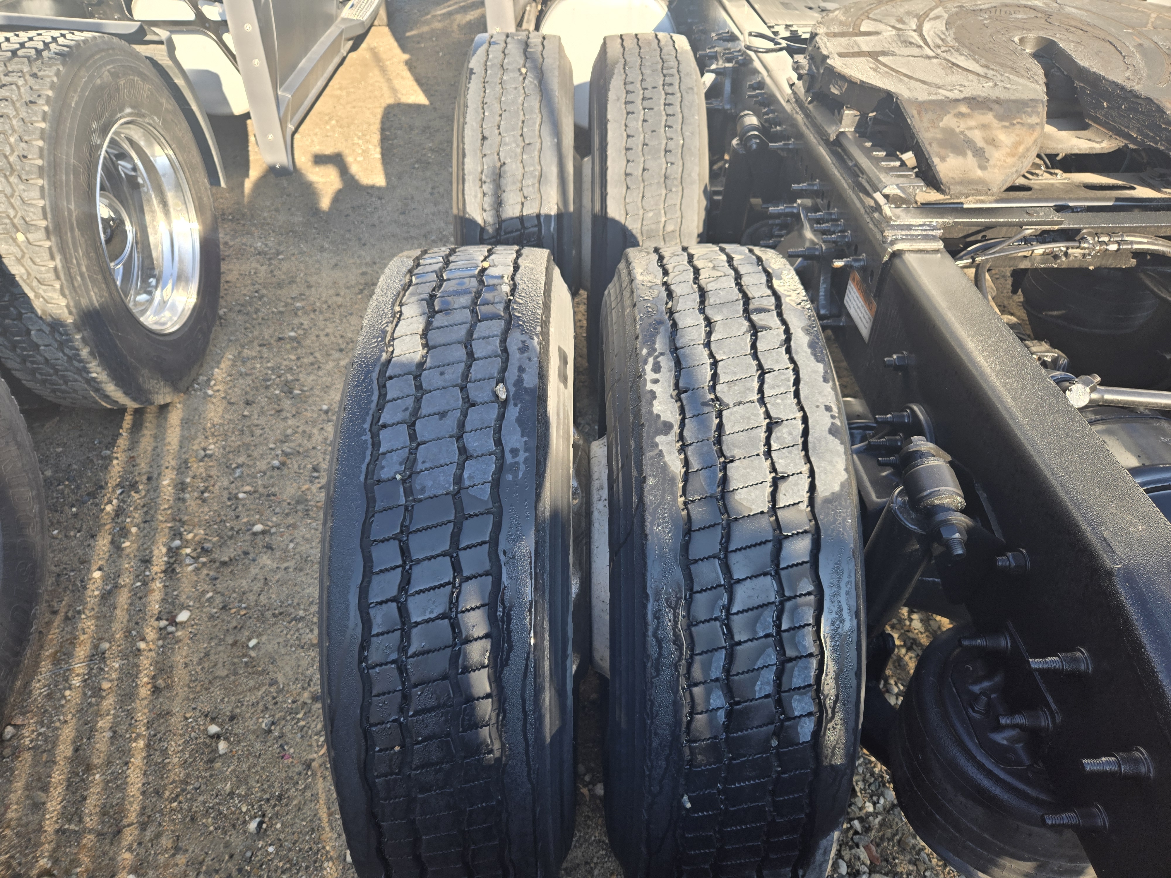 2021 FREIGHTLINER CASCADIA 126SLP - image 14