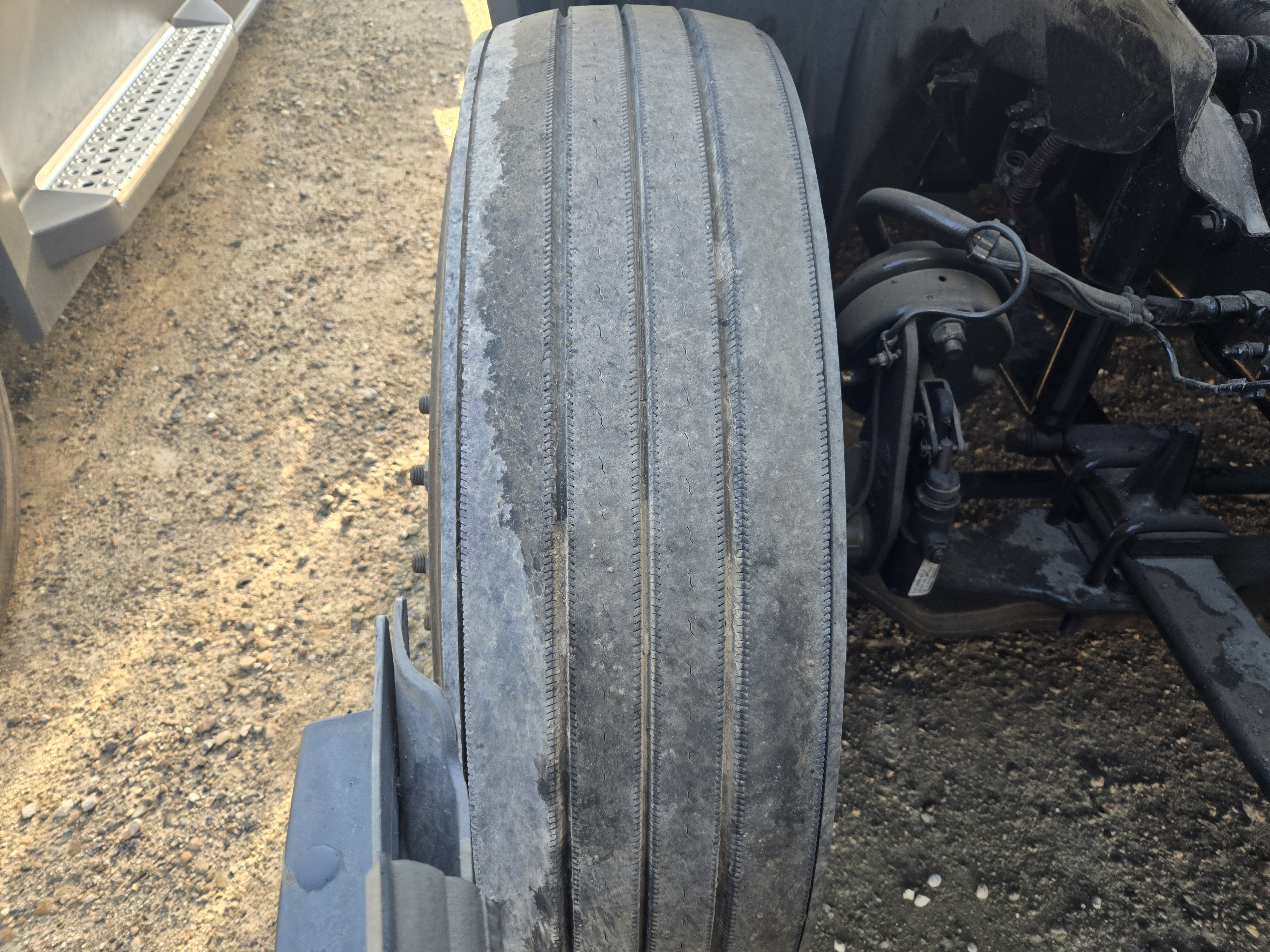 2021 FREIGHTLINER CASCADIA 126SLP - image 11