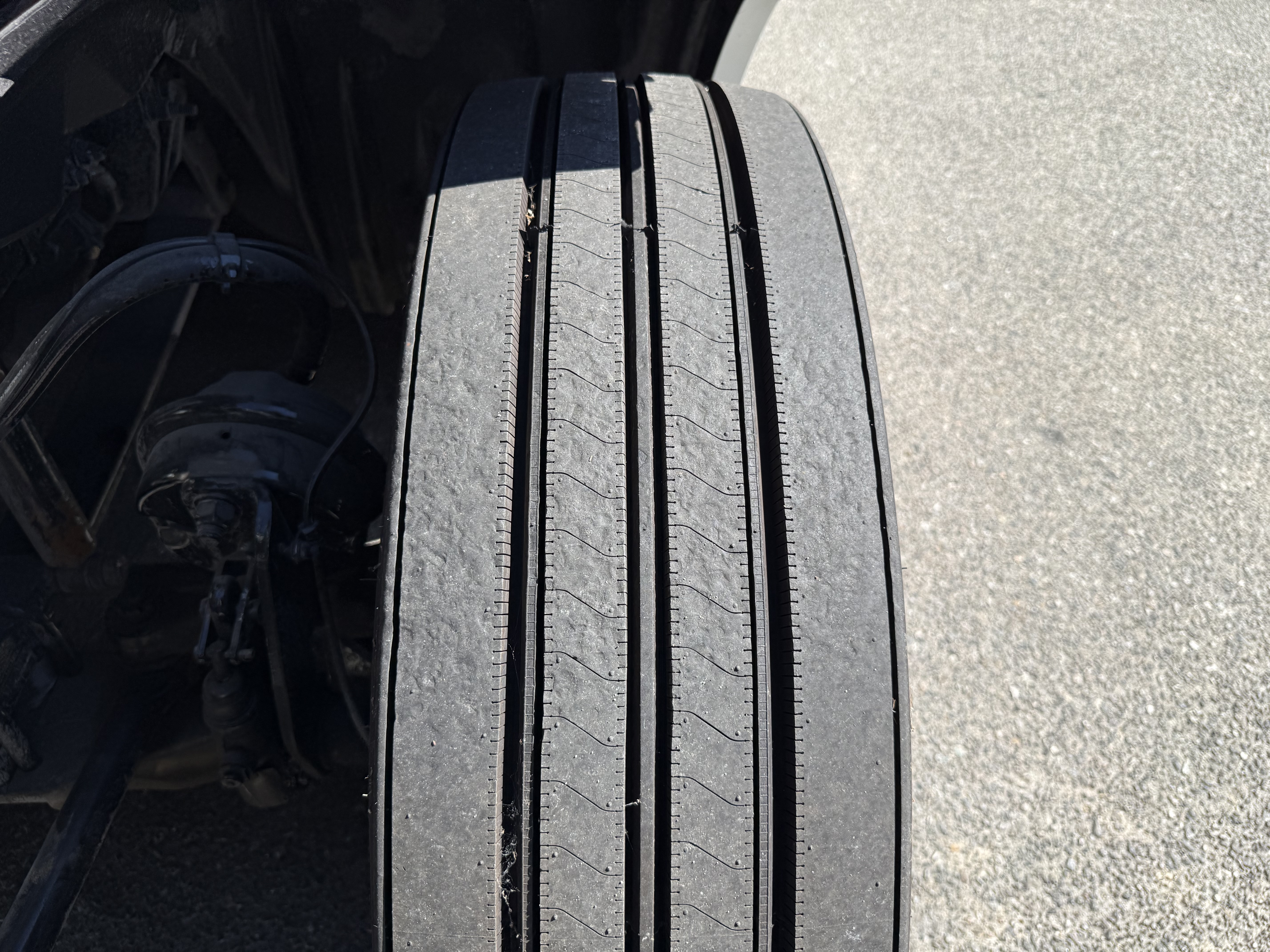 2020 FREIGHTLINER CASCADIA 126SLP - image 13