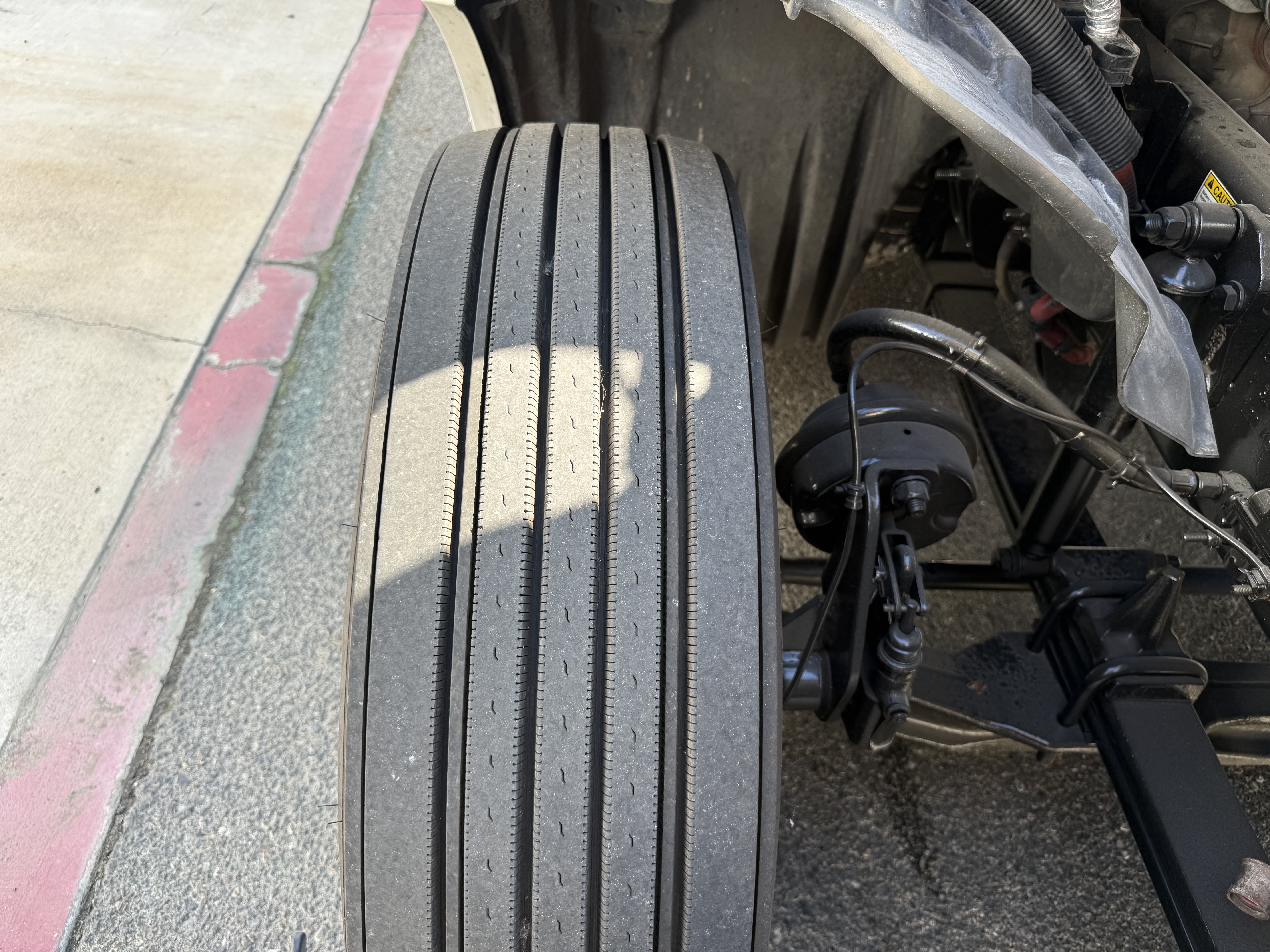 2022 FREIGHTLINER CASCADIA 126SLP - image 12