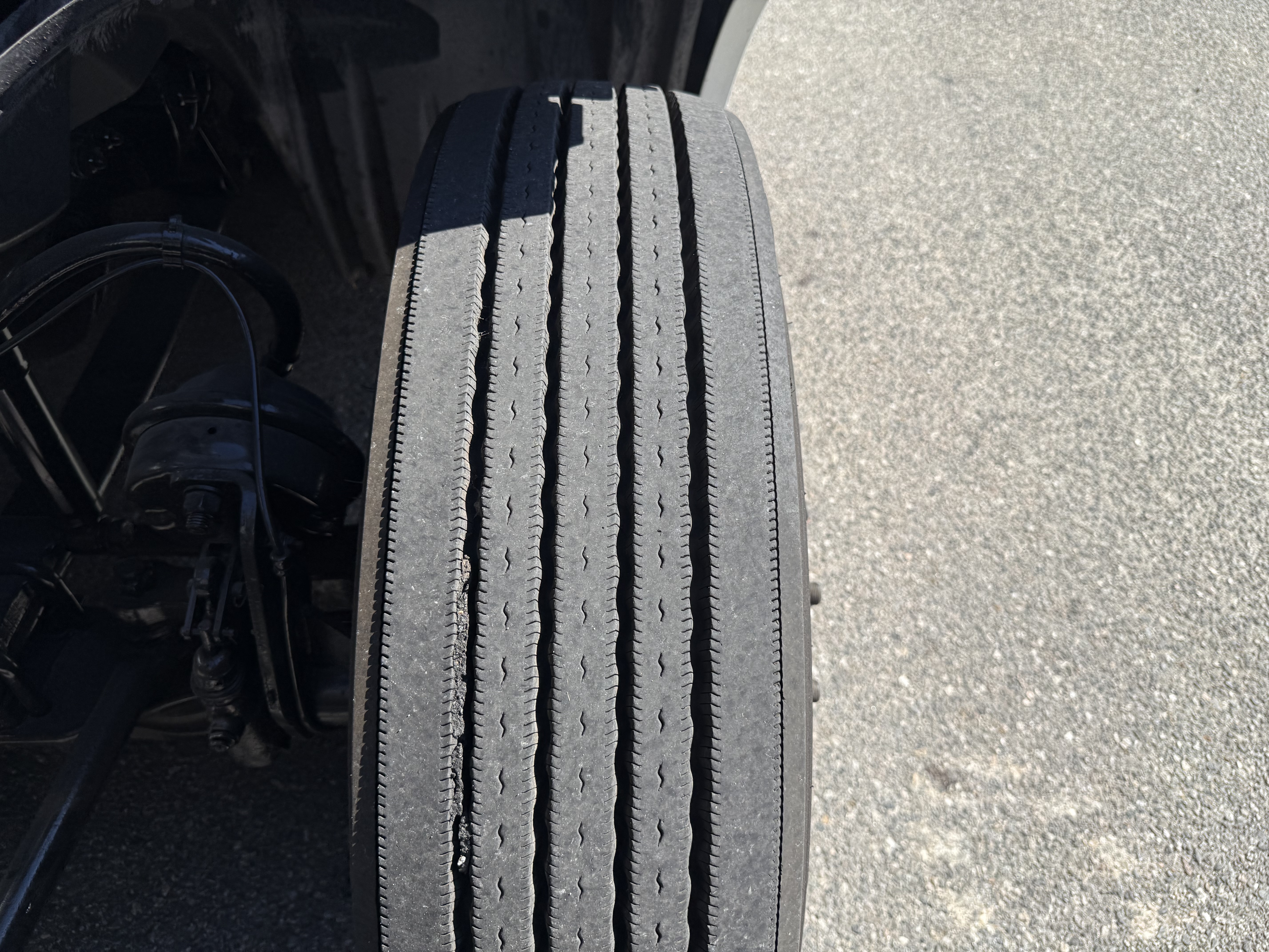 2019 FREIGHTLINER CASCADIA 126SLP - image 14