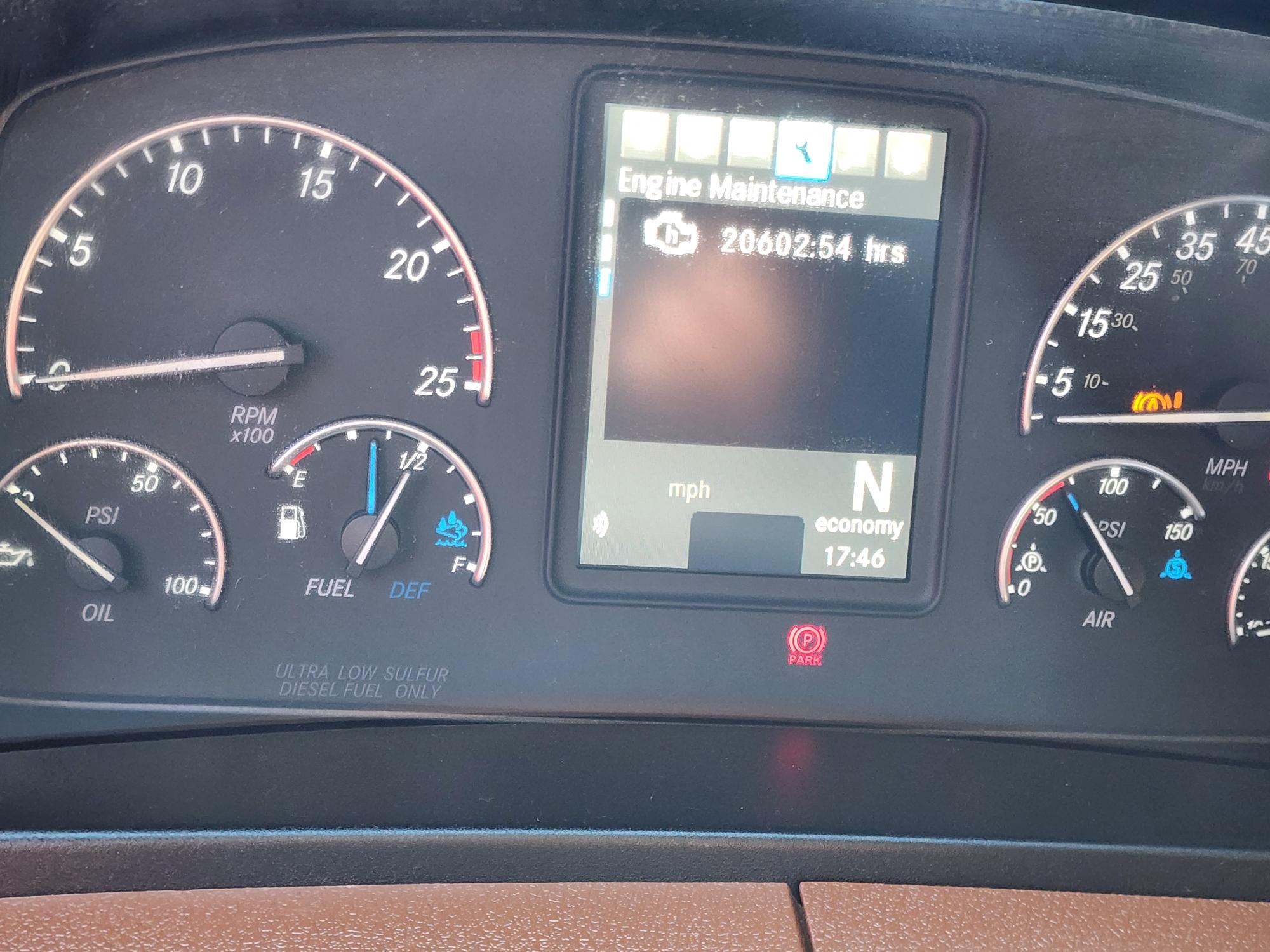 2021 FREIGHTLINER CASCADIA 126SLP - image 14