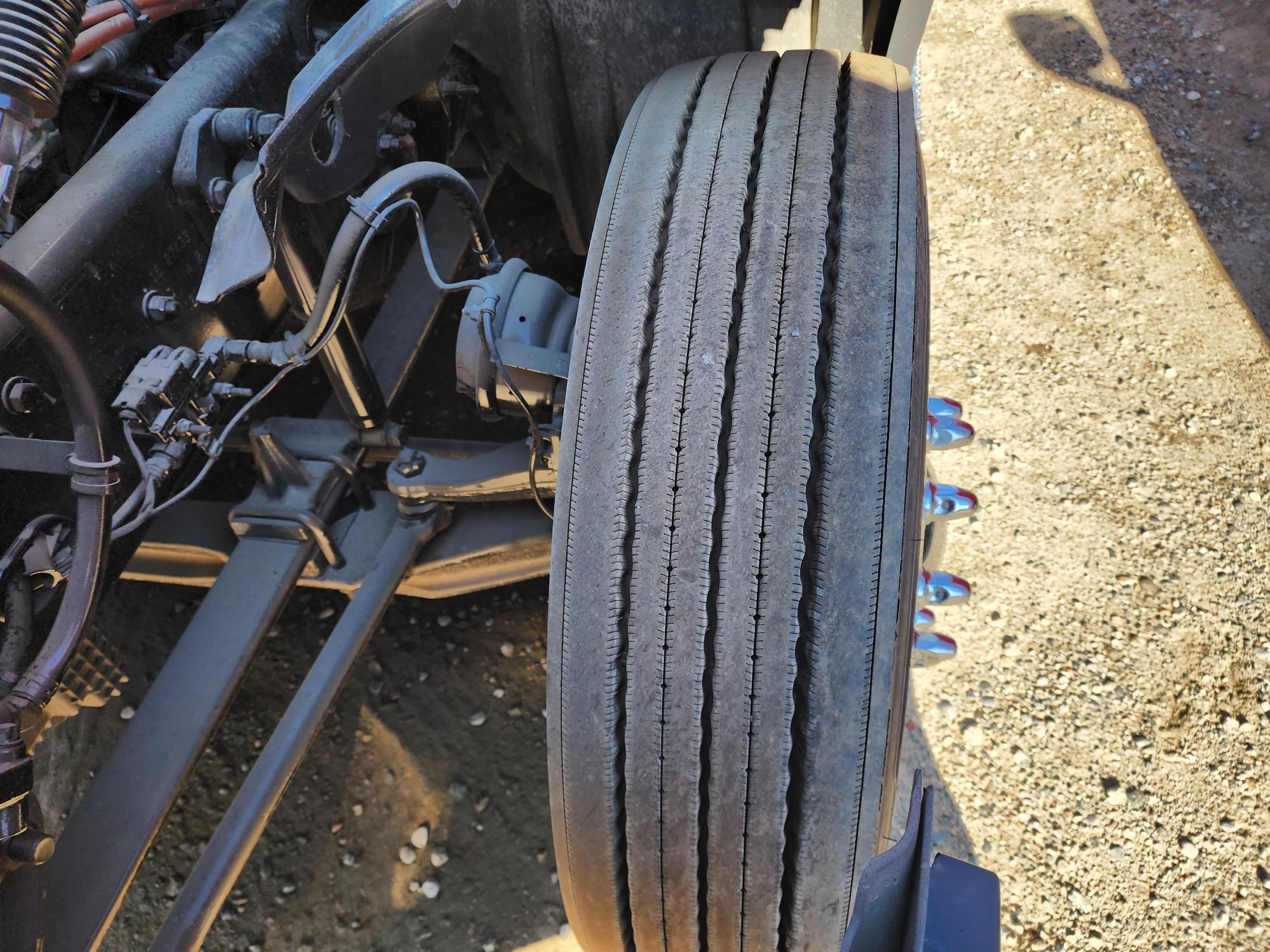 2021 FREIGHTLINER CASCADIA 126SLP - image 12