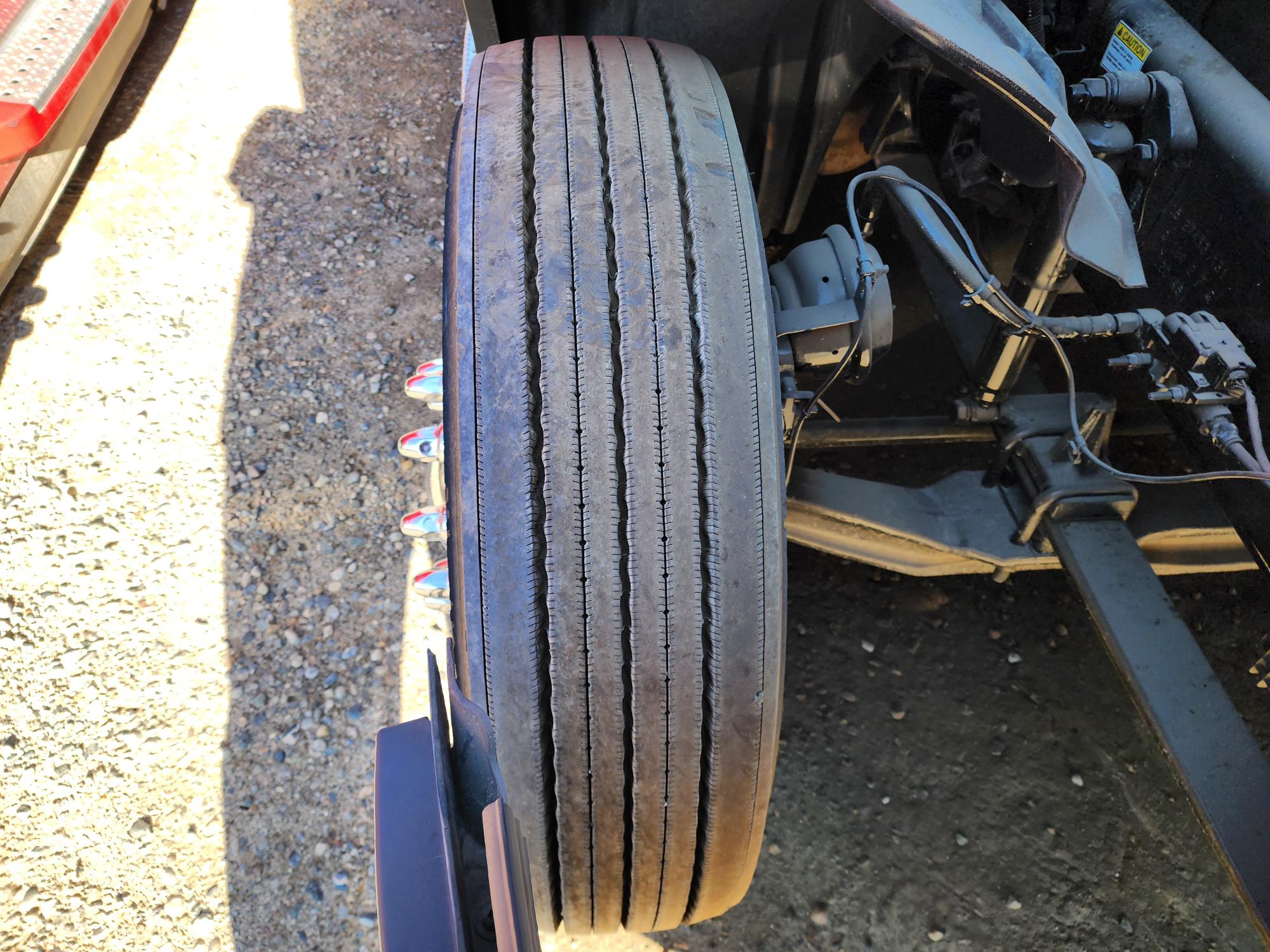 2021 FREIGHTLINER CASCADIA 126SLP - image 11