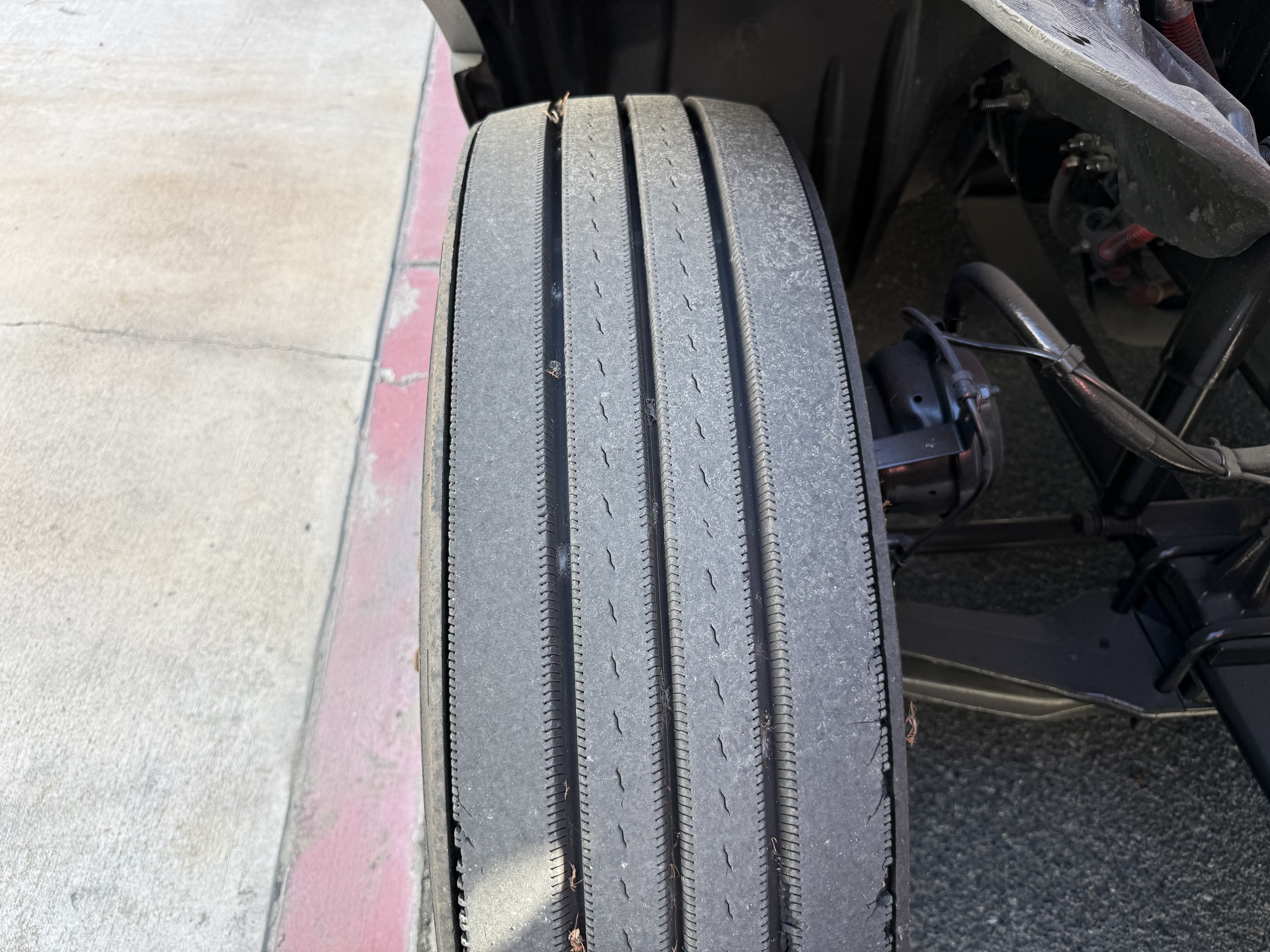 2023 FREIGHTLINER CASCADIA 126SLP - image 14