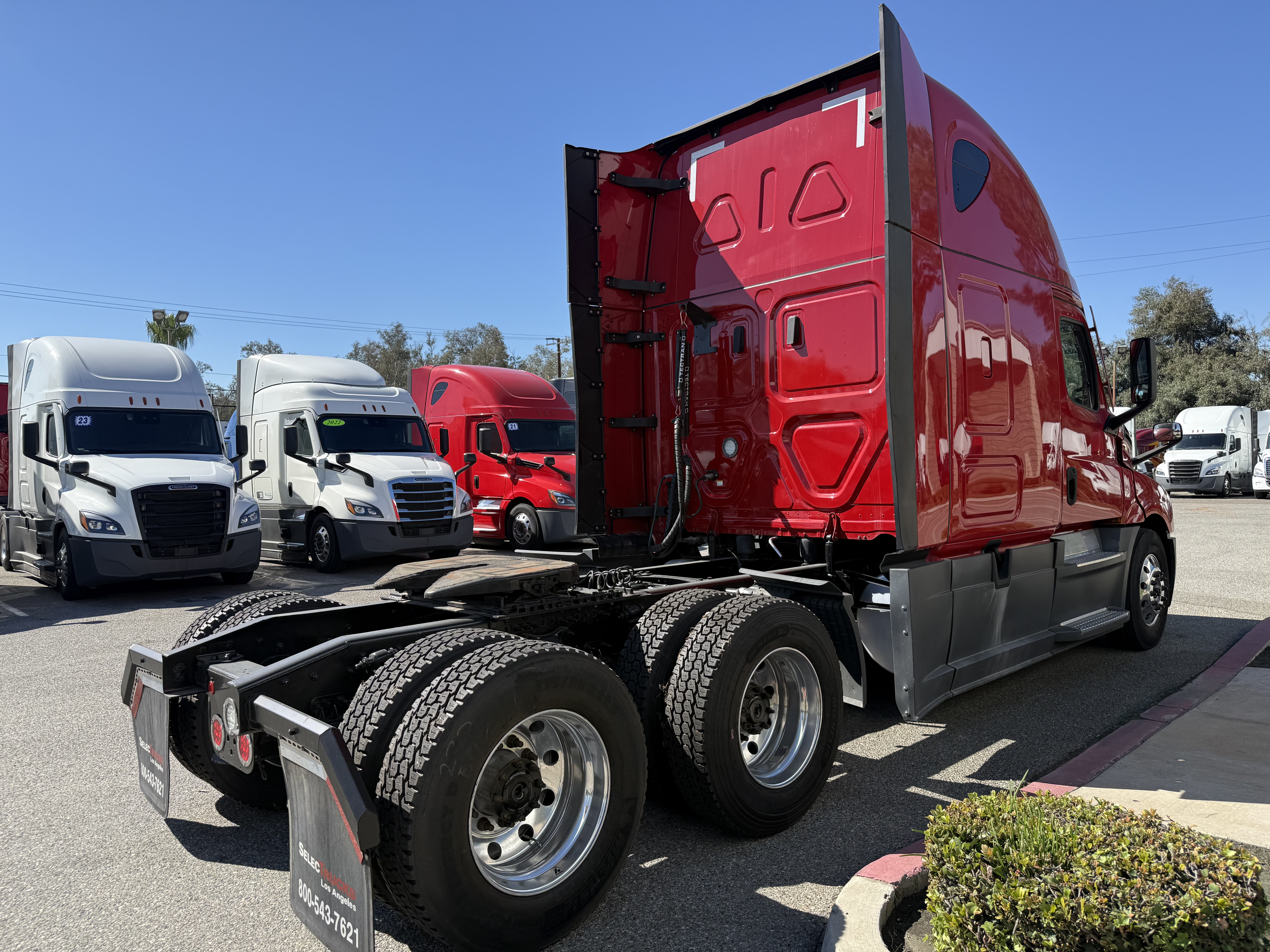 2021 FREIGHTLINER CASCADIA 126SLP - image 7