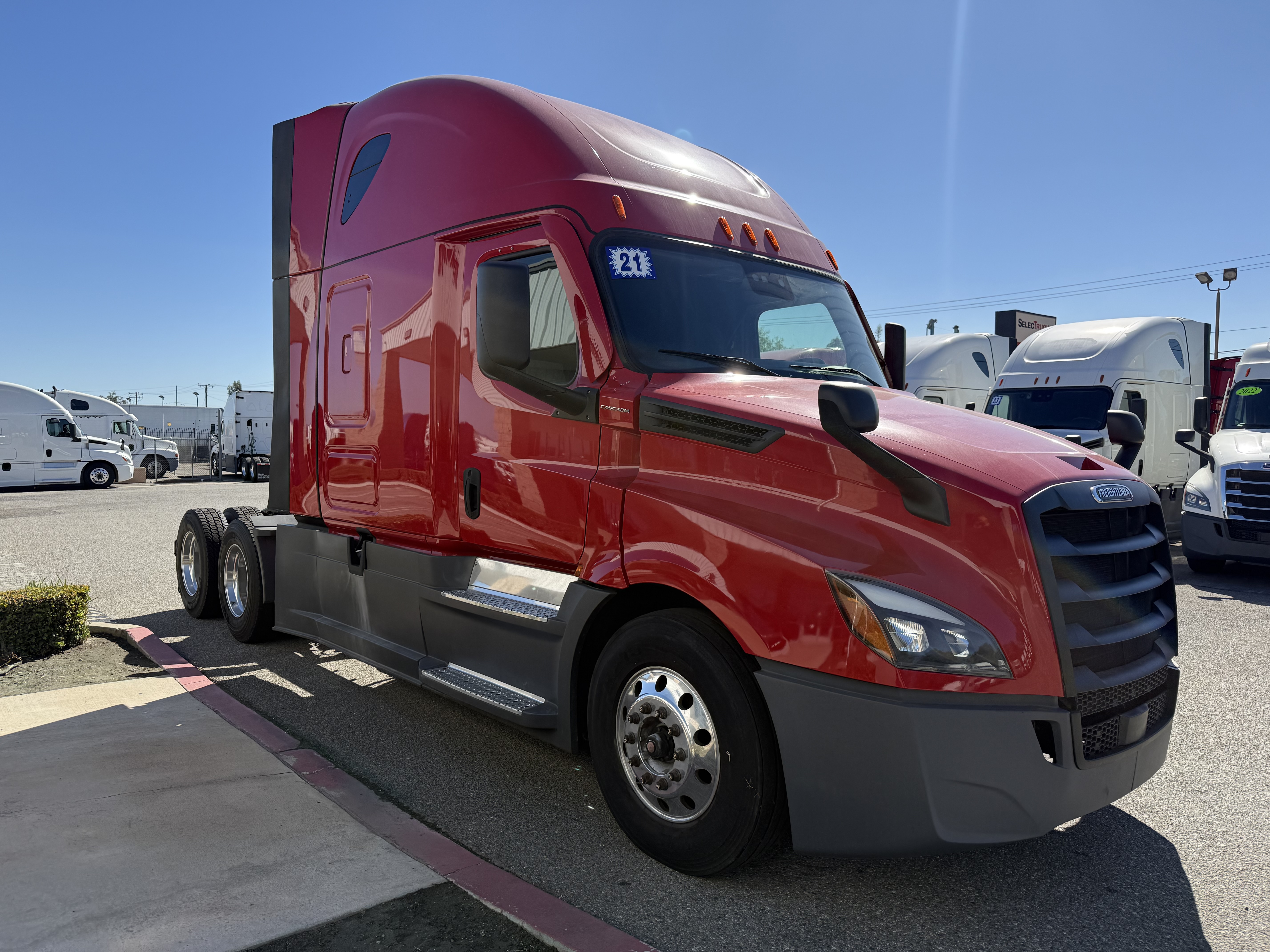 2021 FREIGHTLINER CASCADIA 126SLP - image 9