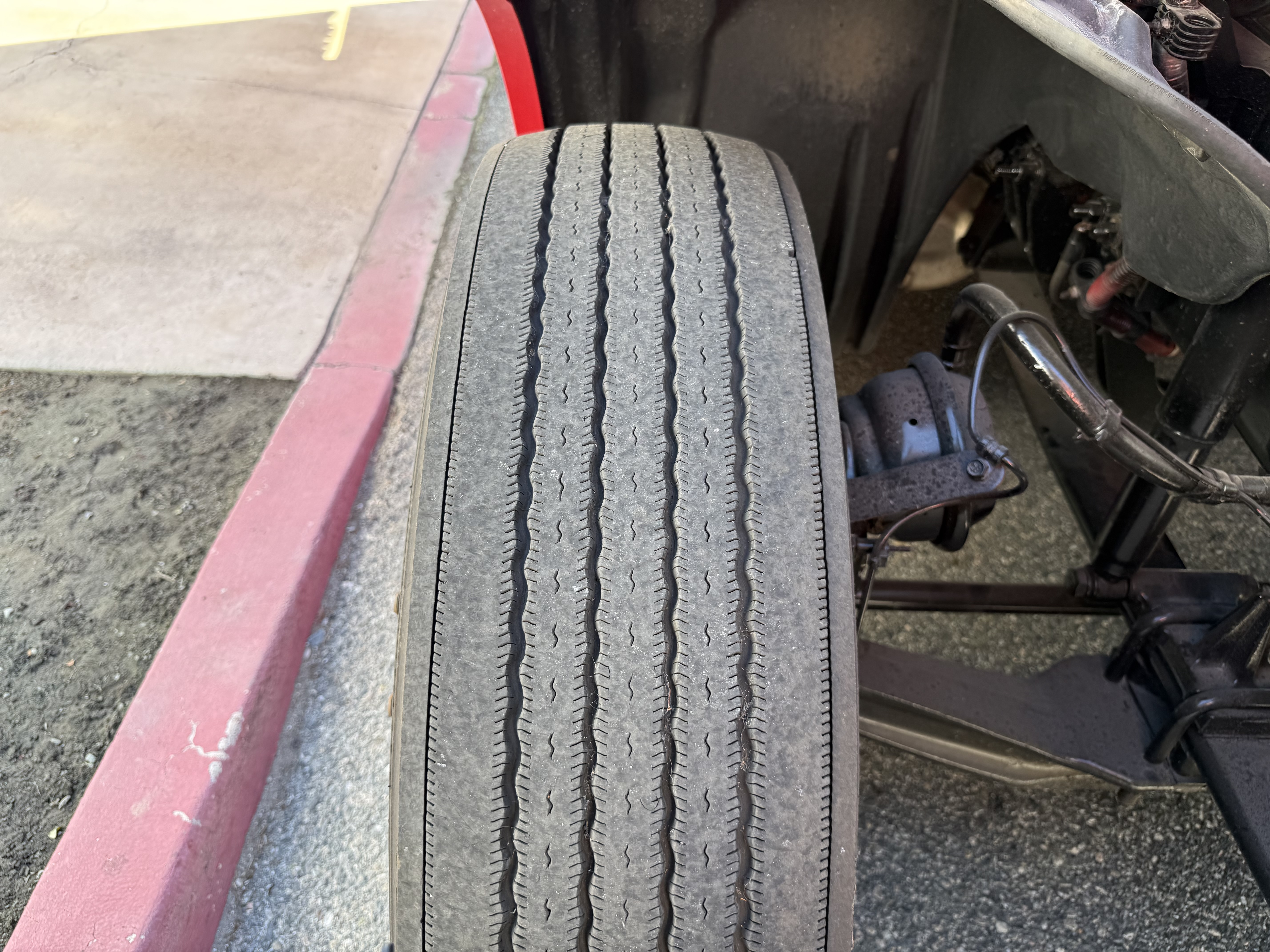 2021 FREIGHTLINER CASCADIA 126SLP - image 13