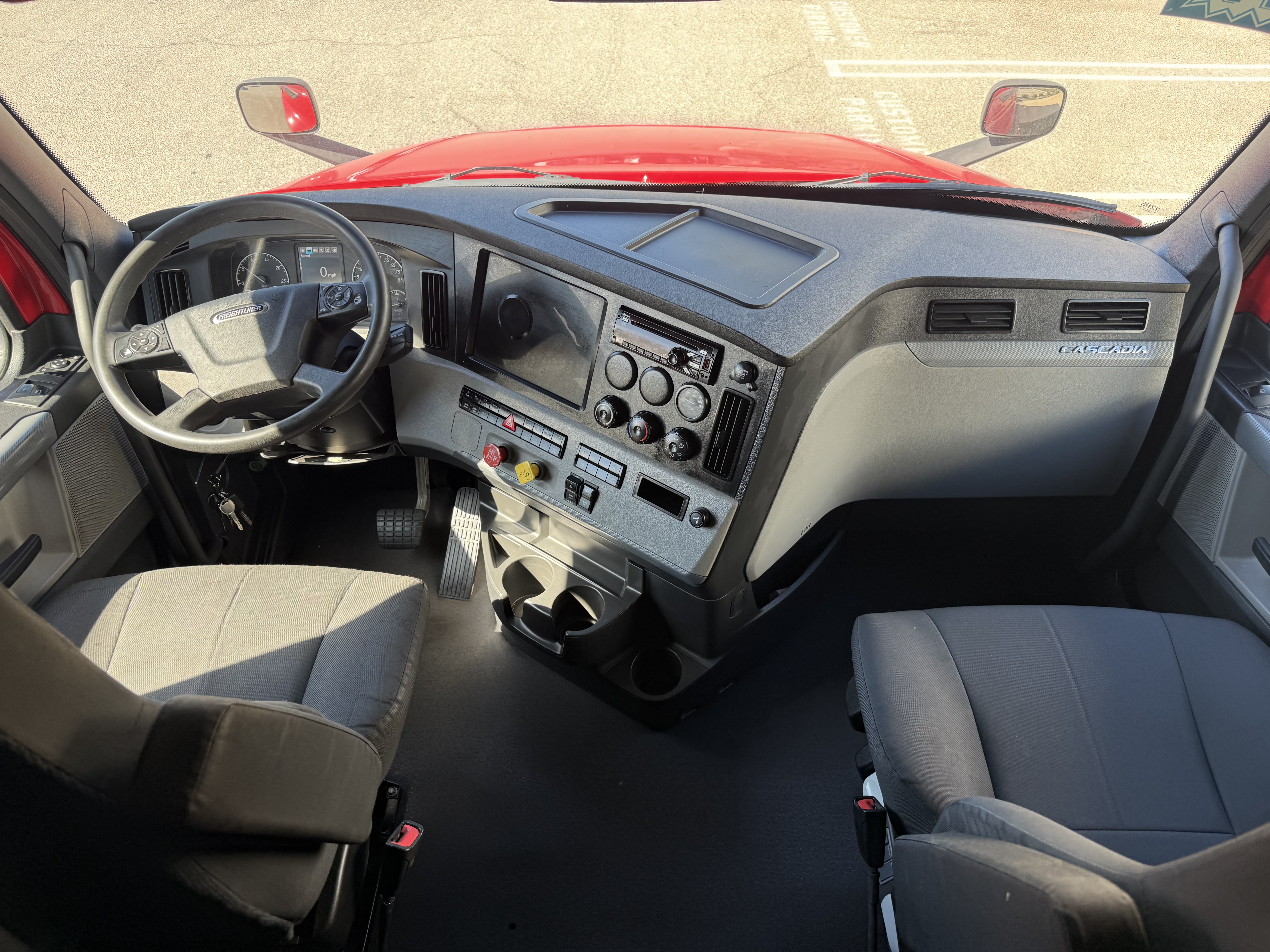 2021 FREIGHTLINER CASCADIA 126SLP - image 17