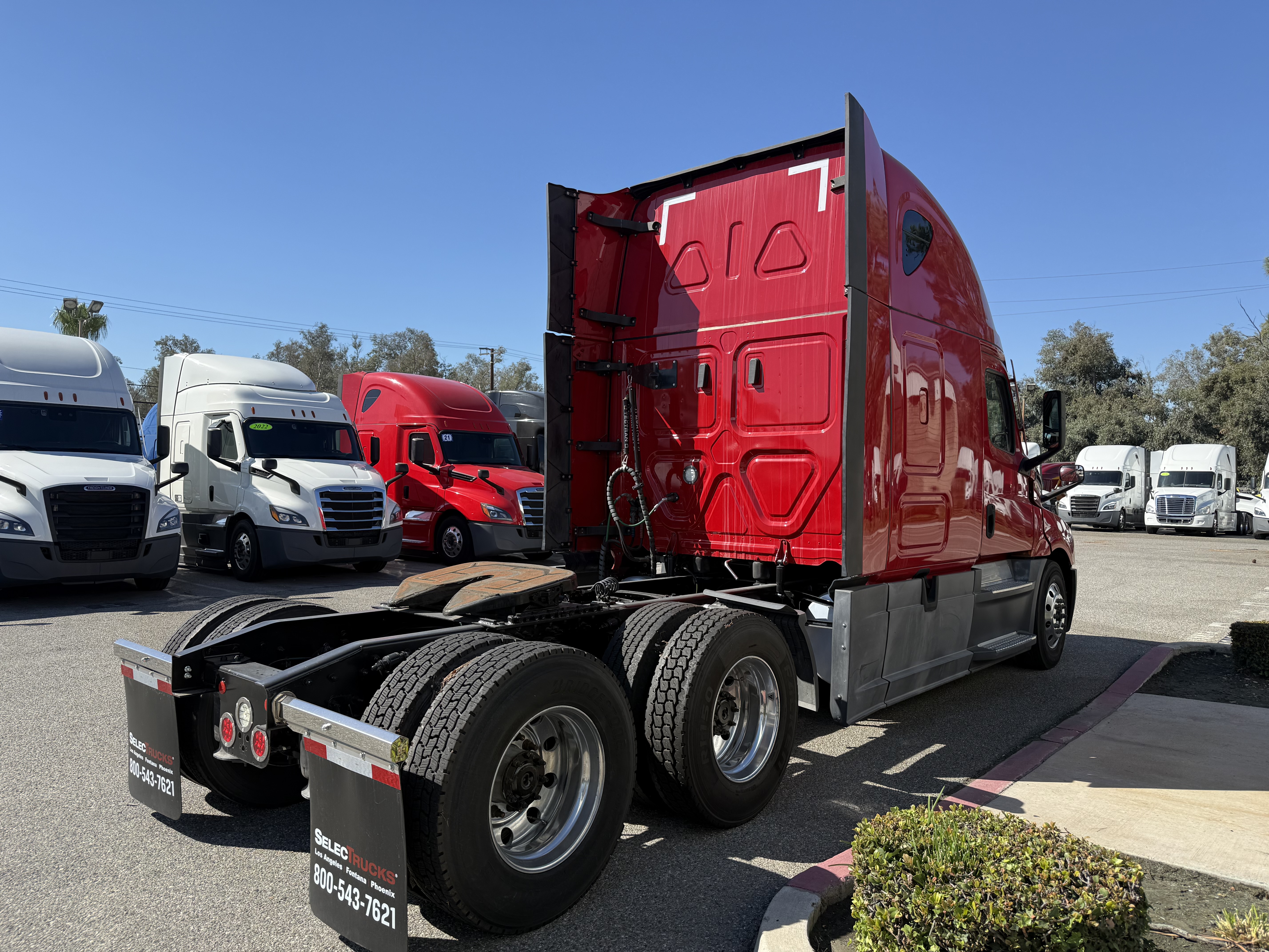 2021 FREIGHTLINER CASCADIA 126SLP - image 7
