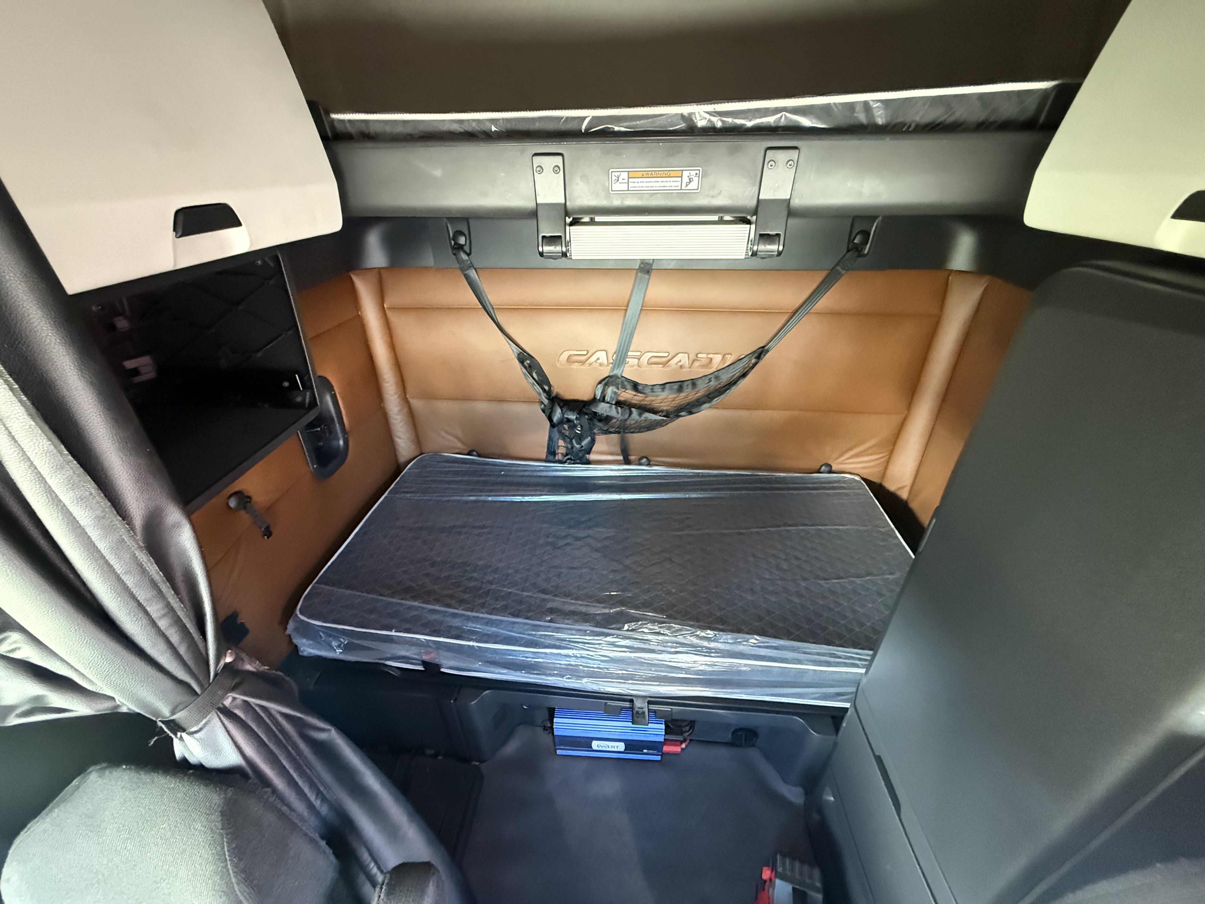 2021 FREIGHTLINER CASCADIA 126SLP - image 17