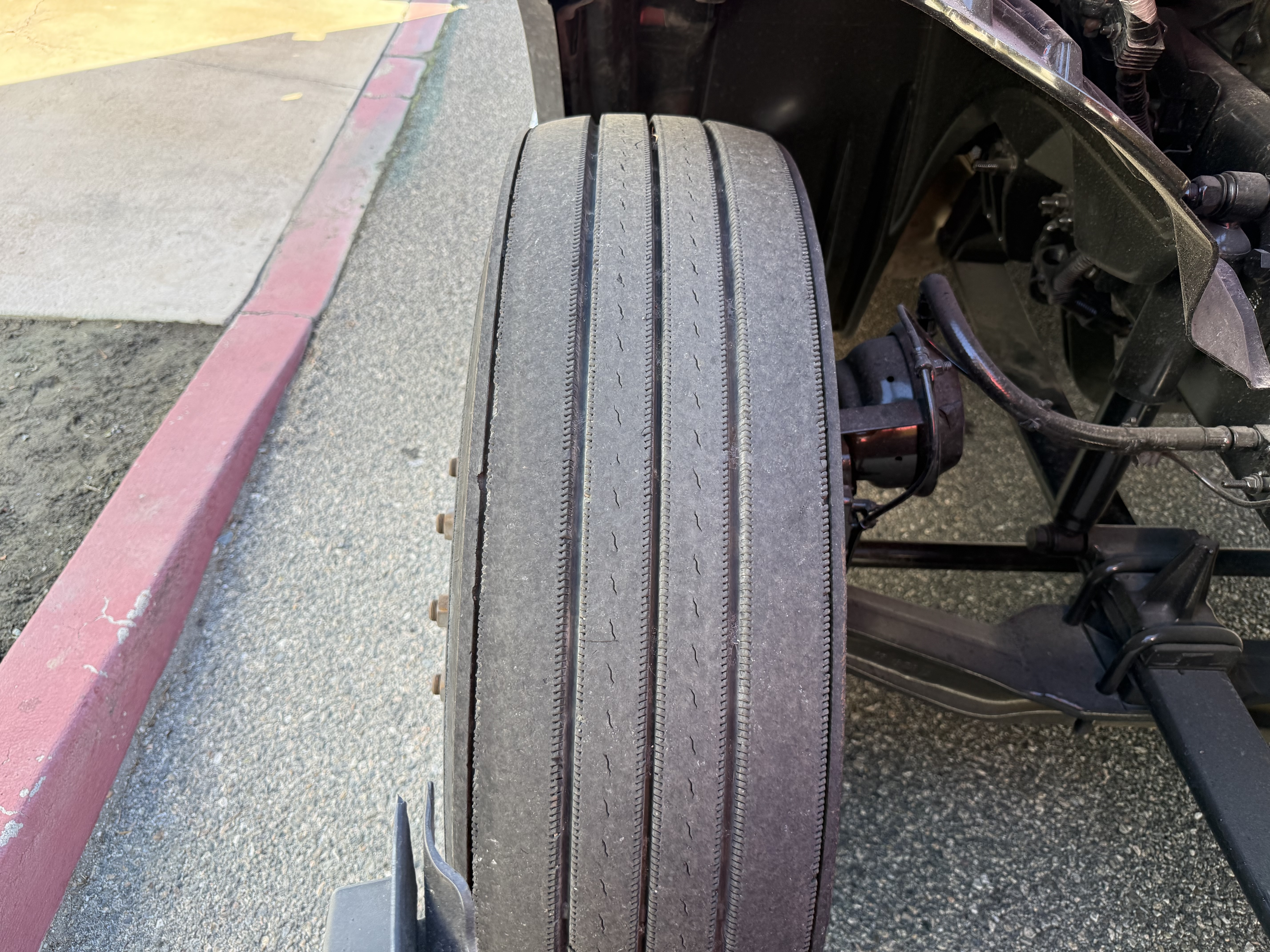 2020 FREIGHTLINER CASCADIA 126SLP - image 13