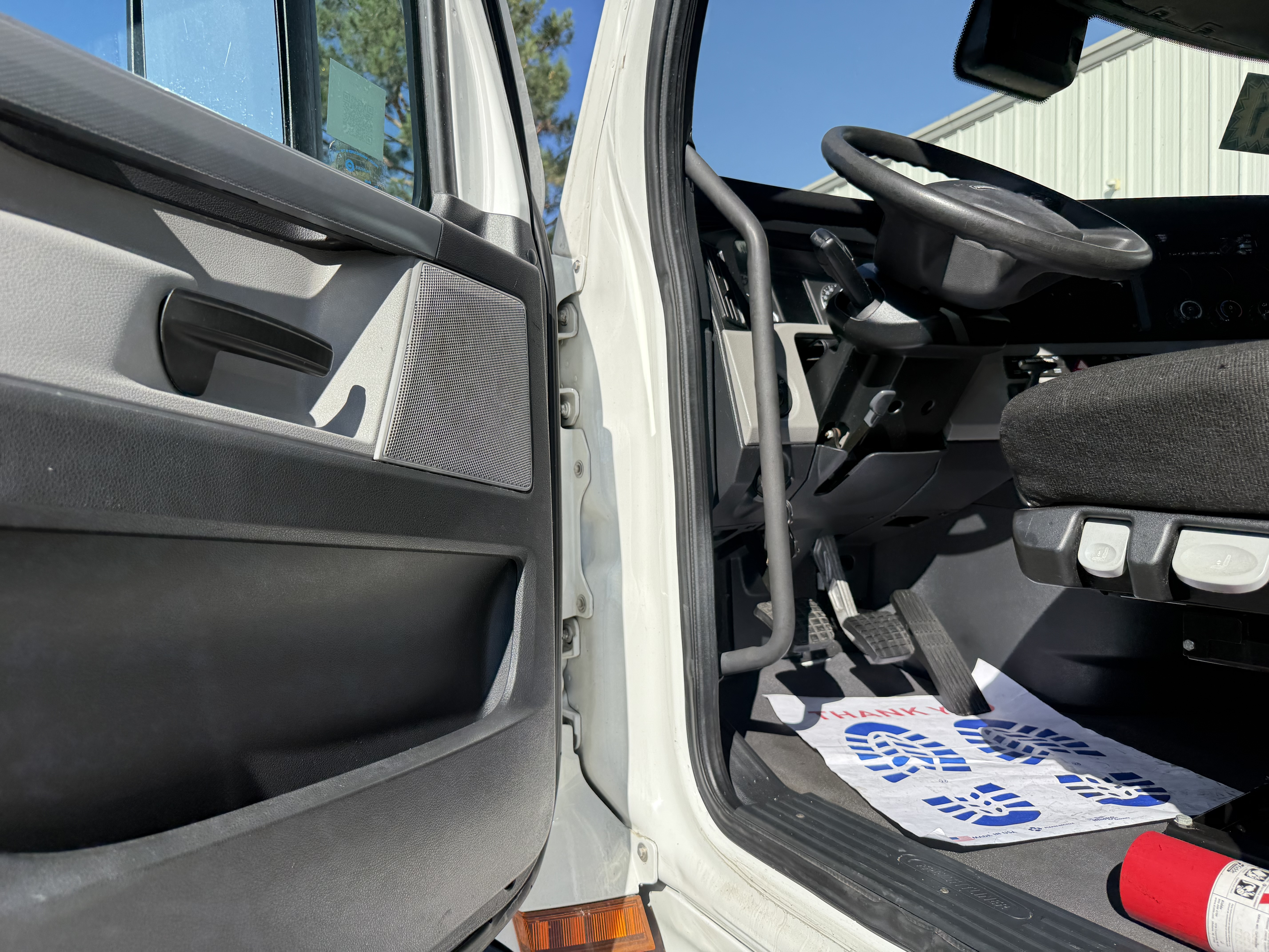 2021 FREIGHTLINER CASCADIA 126SLP - image 16