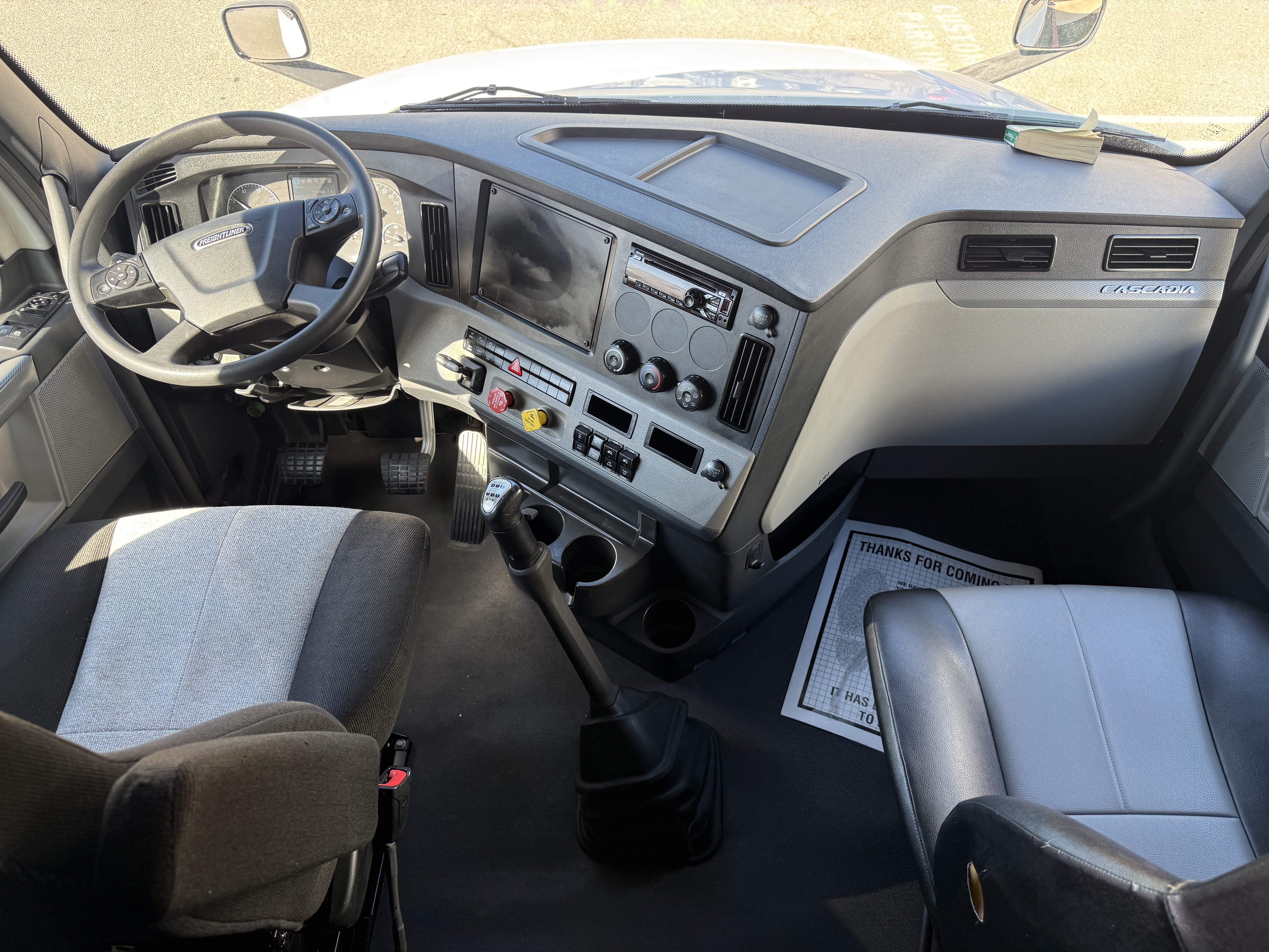 2021 FREIGHTLINER CASCADIA 126SLP - image 17