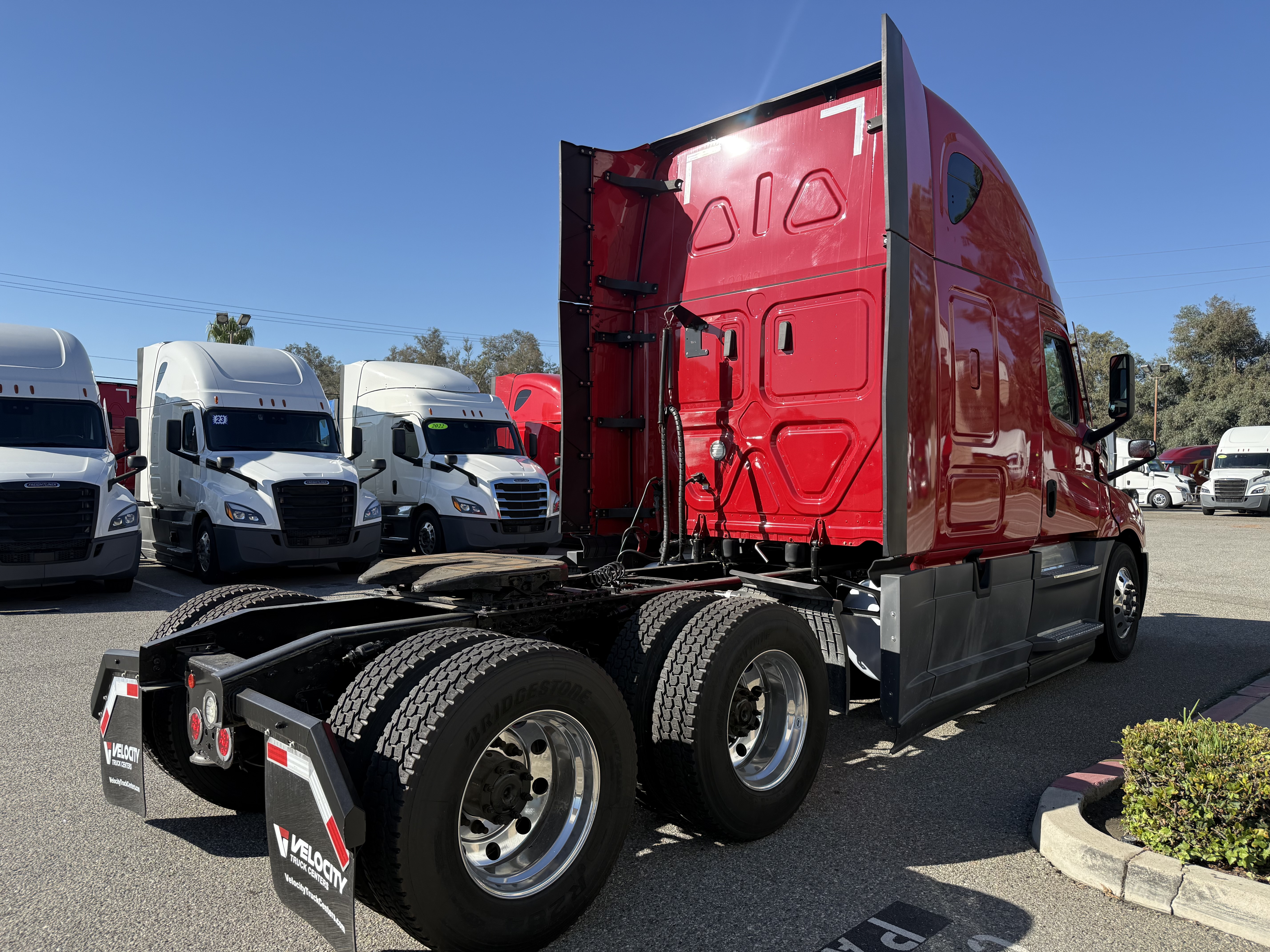 2021 FREIGHTLINER CASCADIA 126SLP - image 7