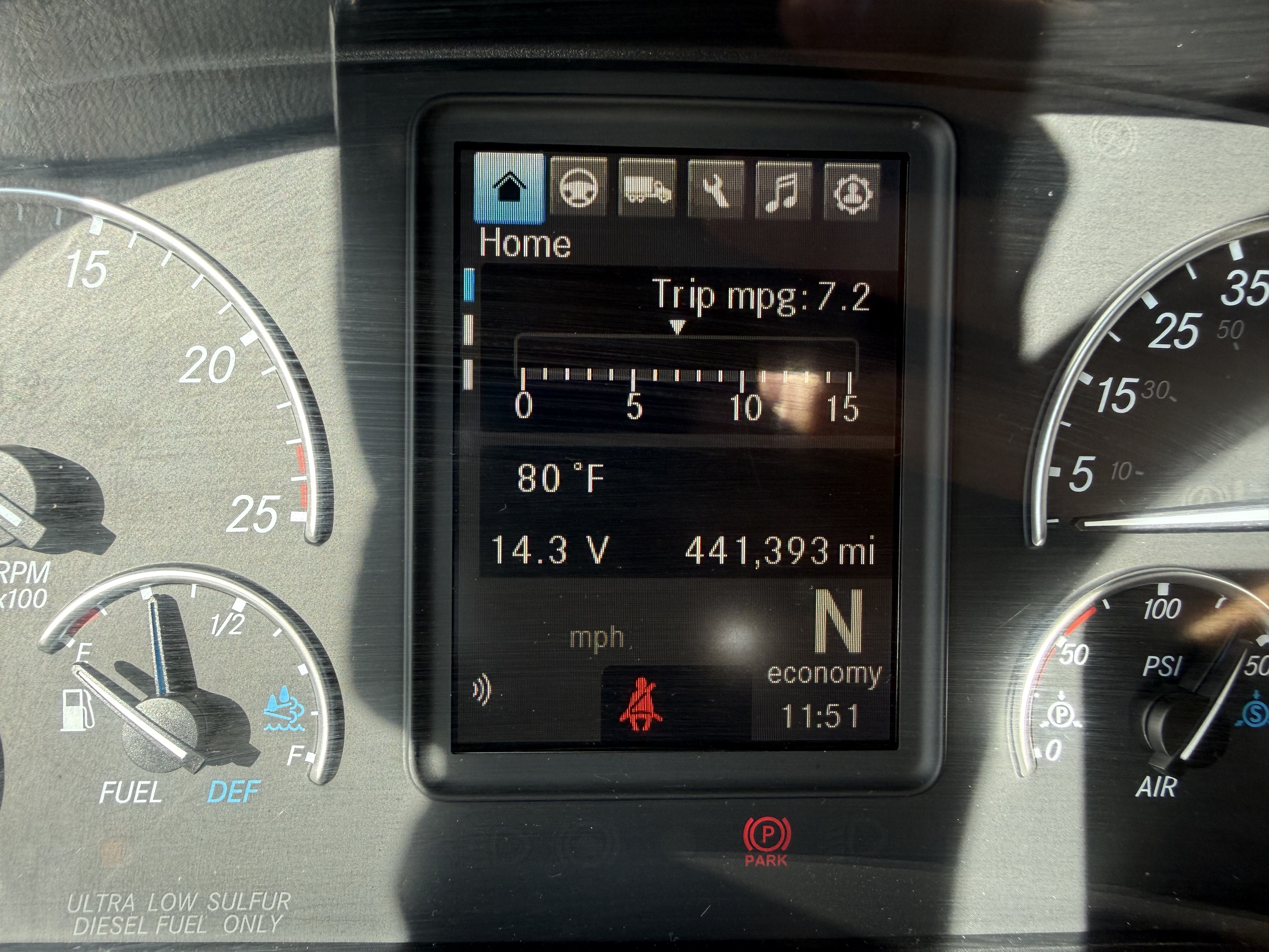 2021 FREIGHTLINER CASCADIA 126SLP - image 15