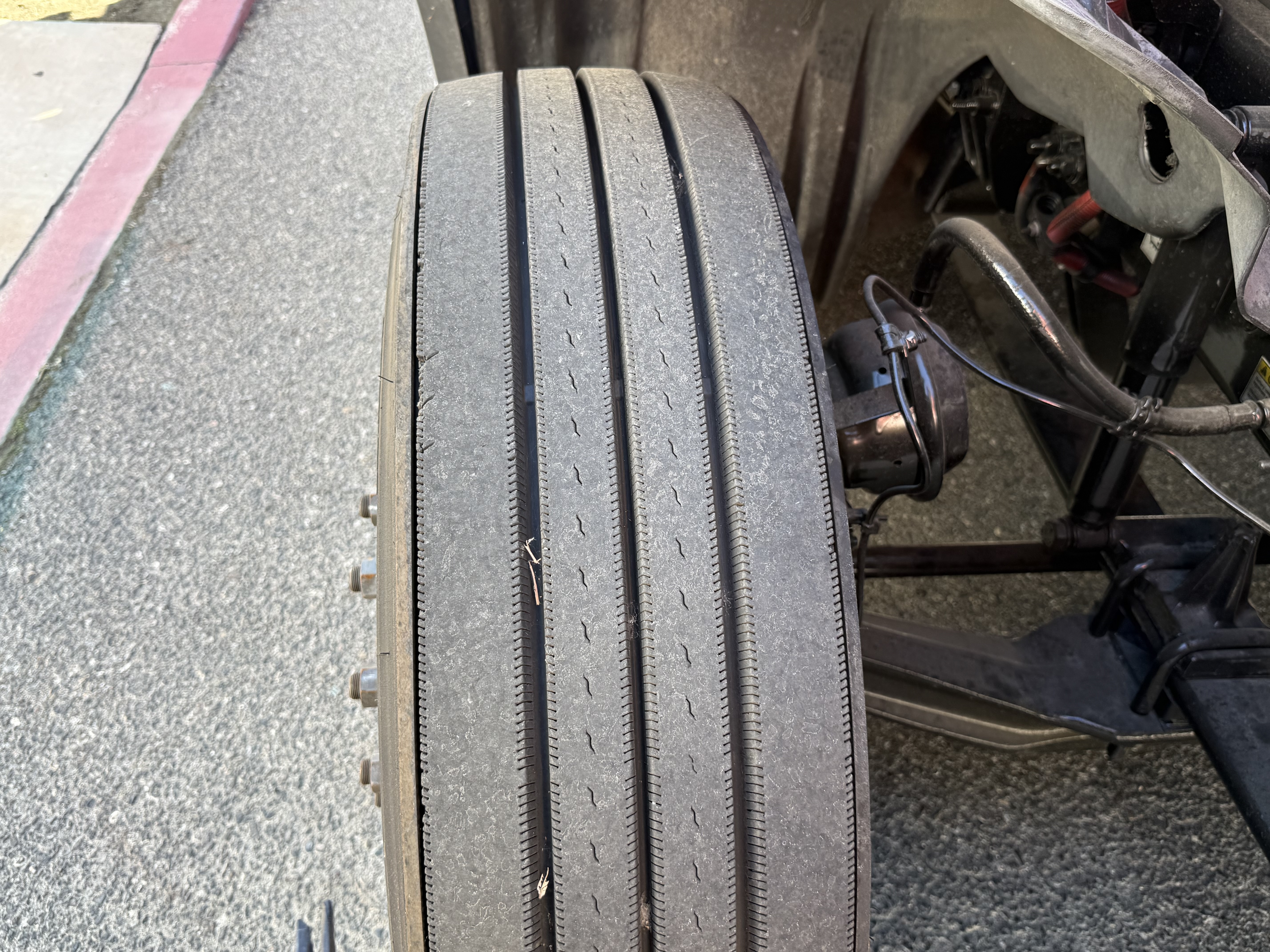 2021 FREIGHTLINER CASCADIA 126SLP - image 13