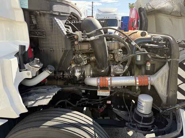 FREIGHTLINER CASCADIA 126SLP 2023