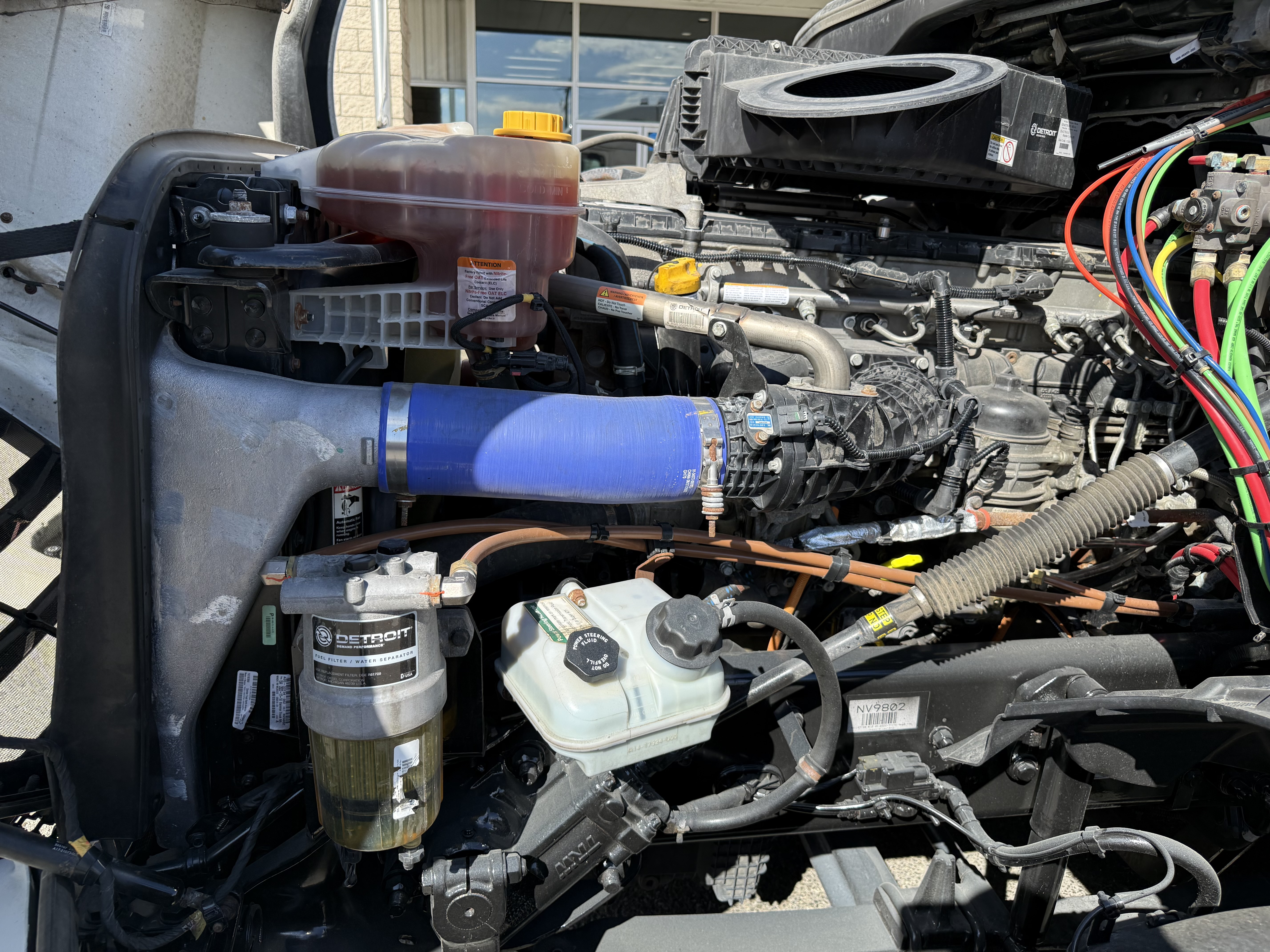 2023 FREIGHTLINER CASCADIA 126SLP - image 10