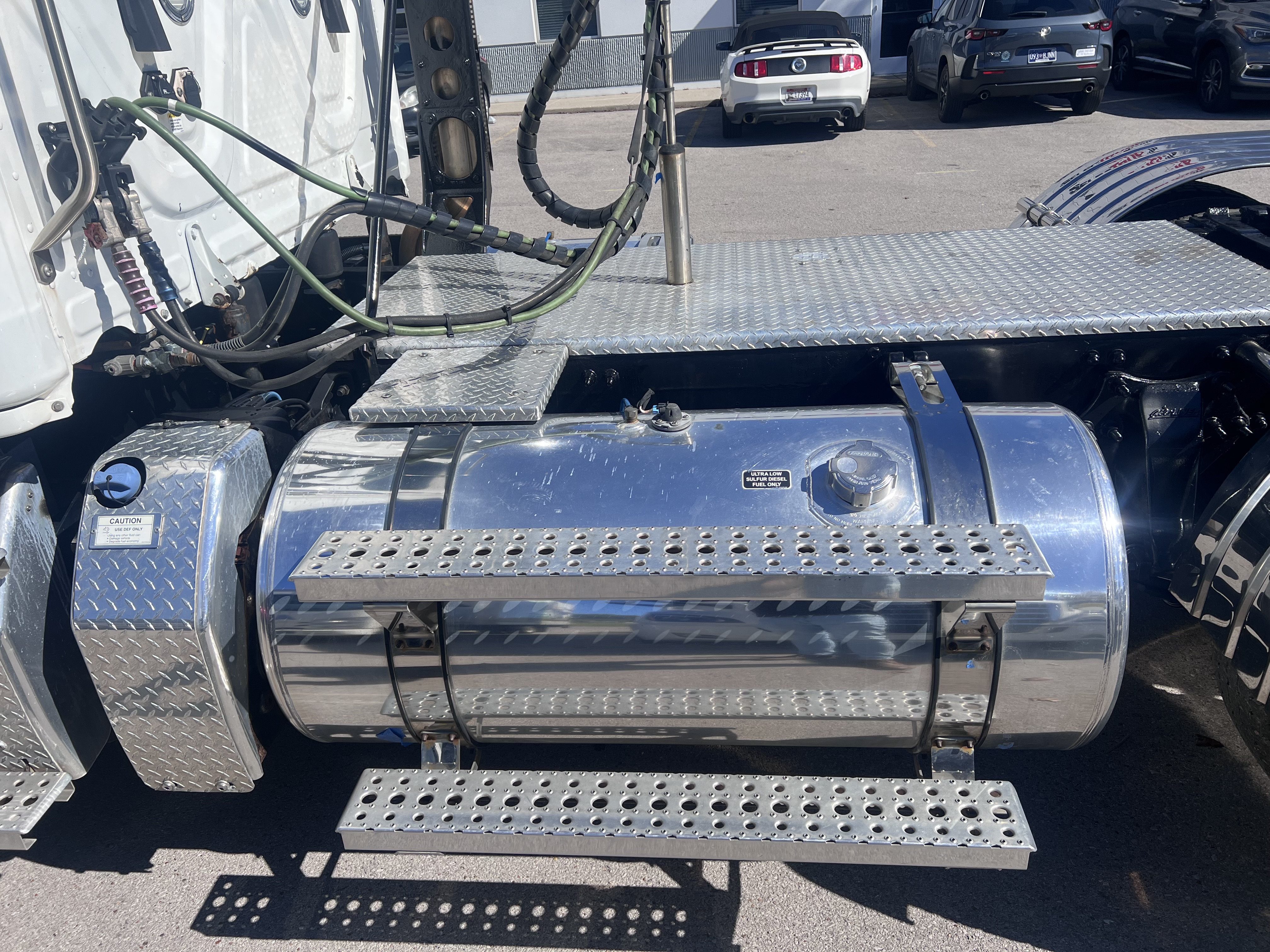 2022 FREIGHTLINER CASCADIA 126DC - image 3