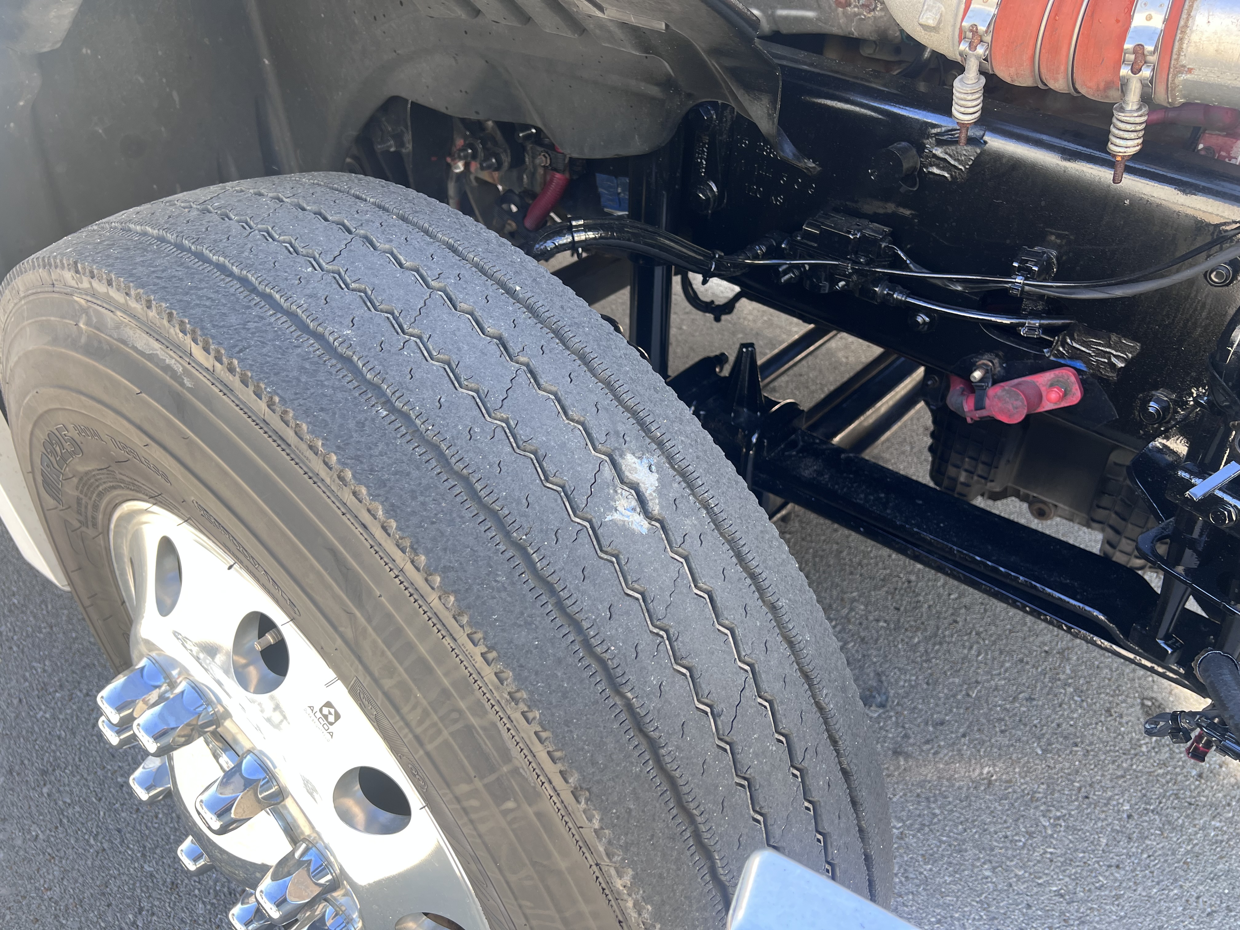 2022 FREIGHTLINER CASCADIA 126DC - image 14