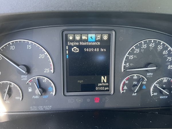 FREIGHTLINER CASCADIA 126DC 2022