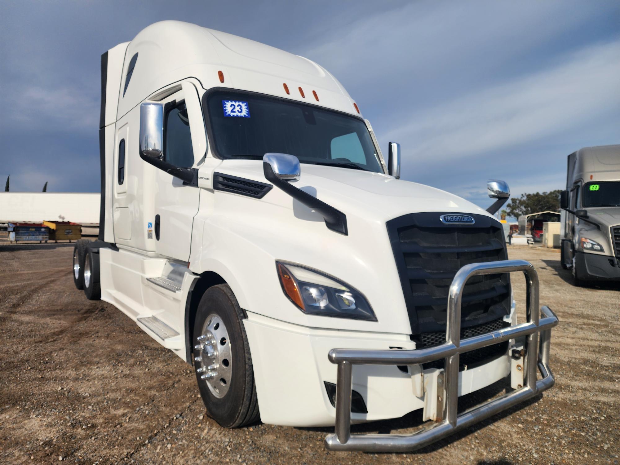 2023 FREIGHTLINER CASCADIA 126SLP - image 8