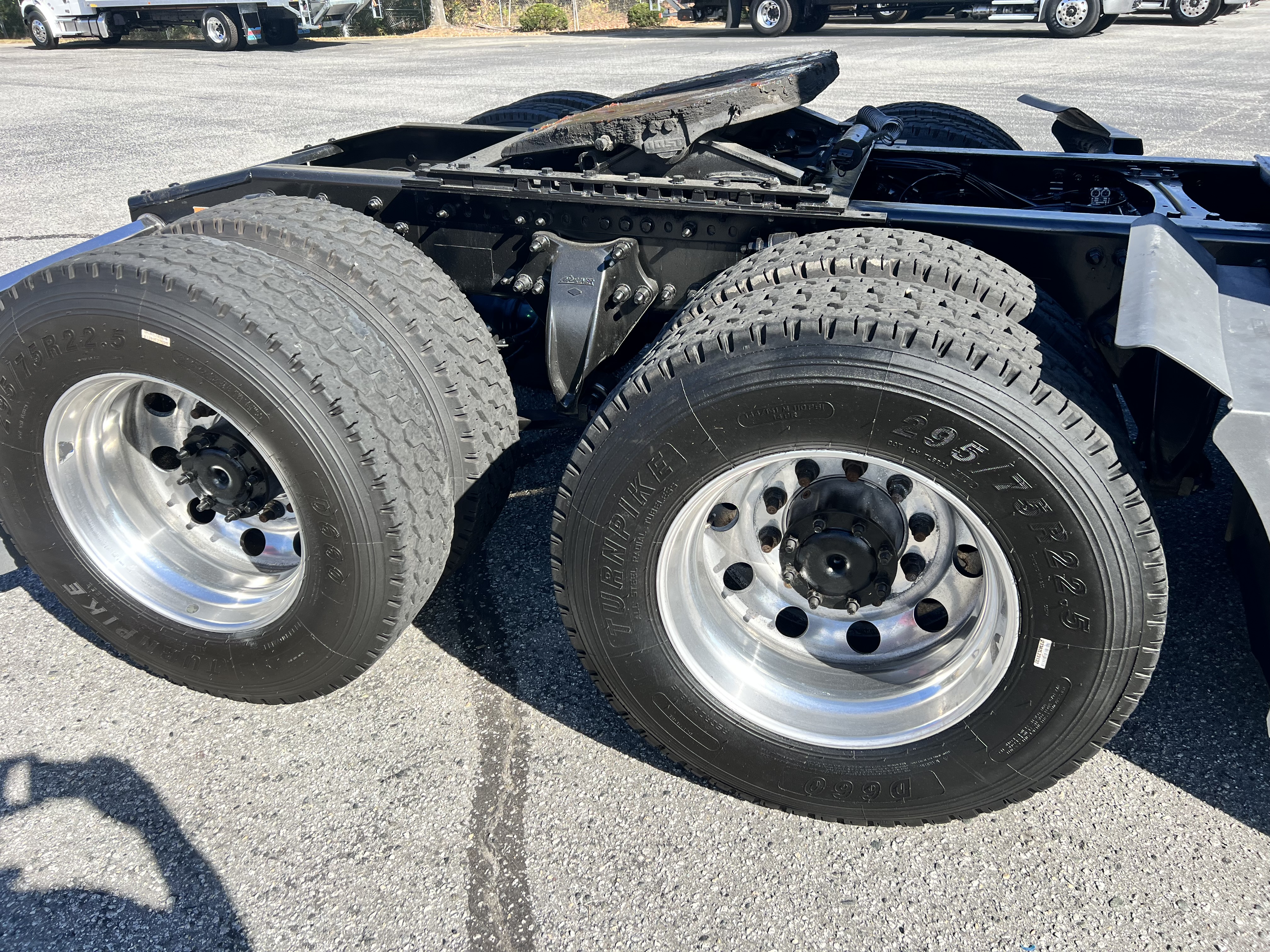 2021 FREIGHTLINER CASCADIA 126SLP - image 7