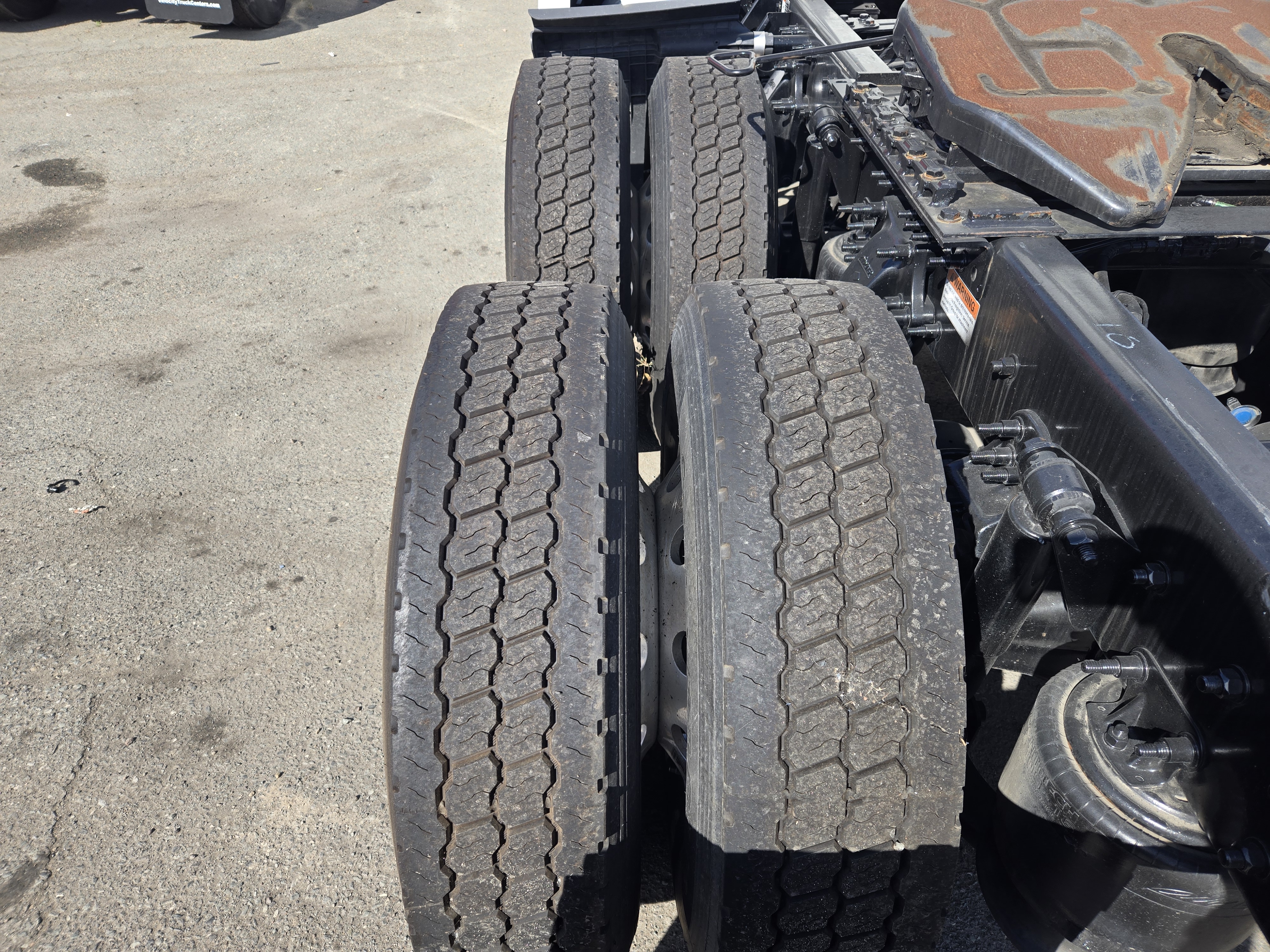 2020 FREIGHTLINER CASCADIA 126SLP - image 13