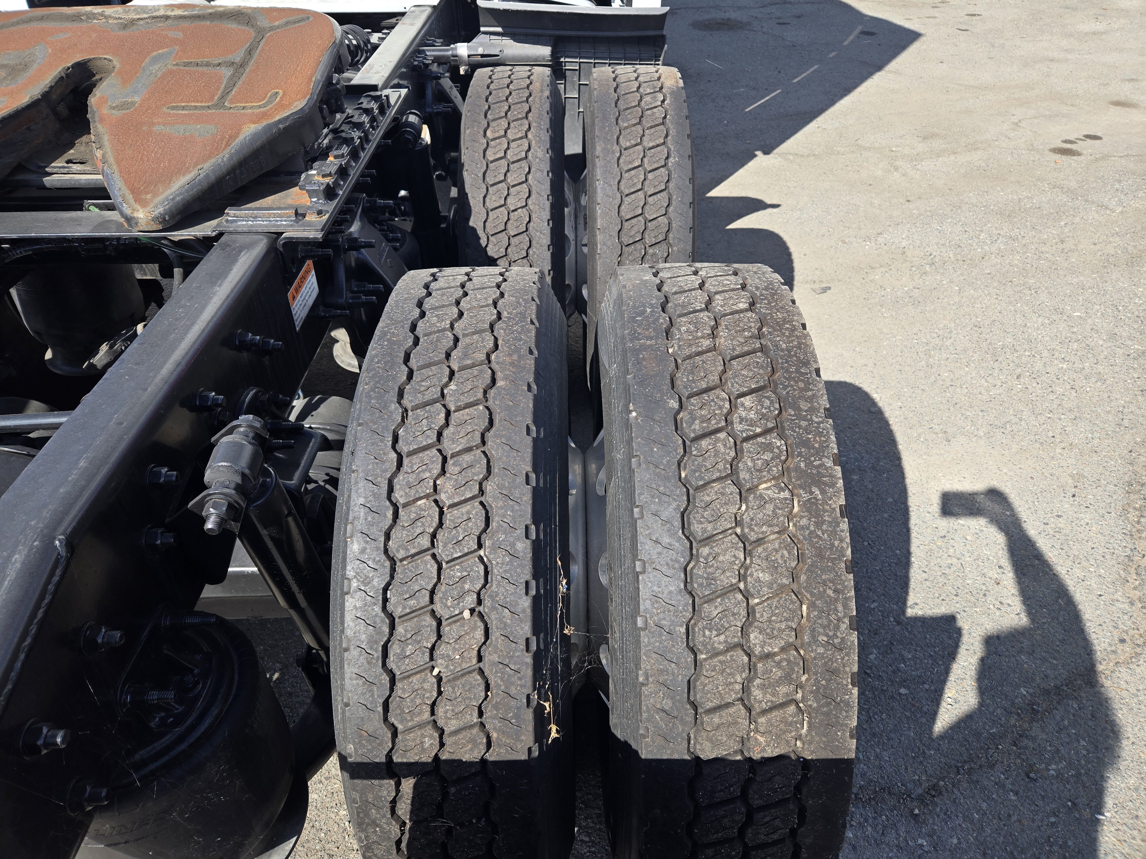 2020 FREIGHTLINER CASCADIA 126SLP - image 14