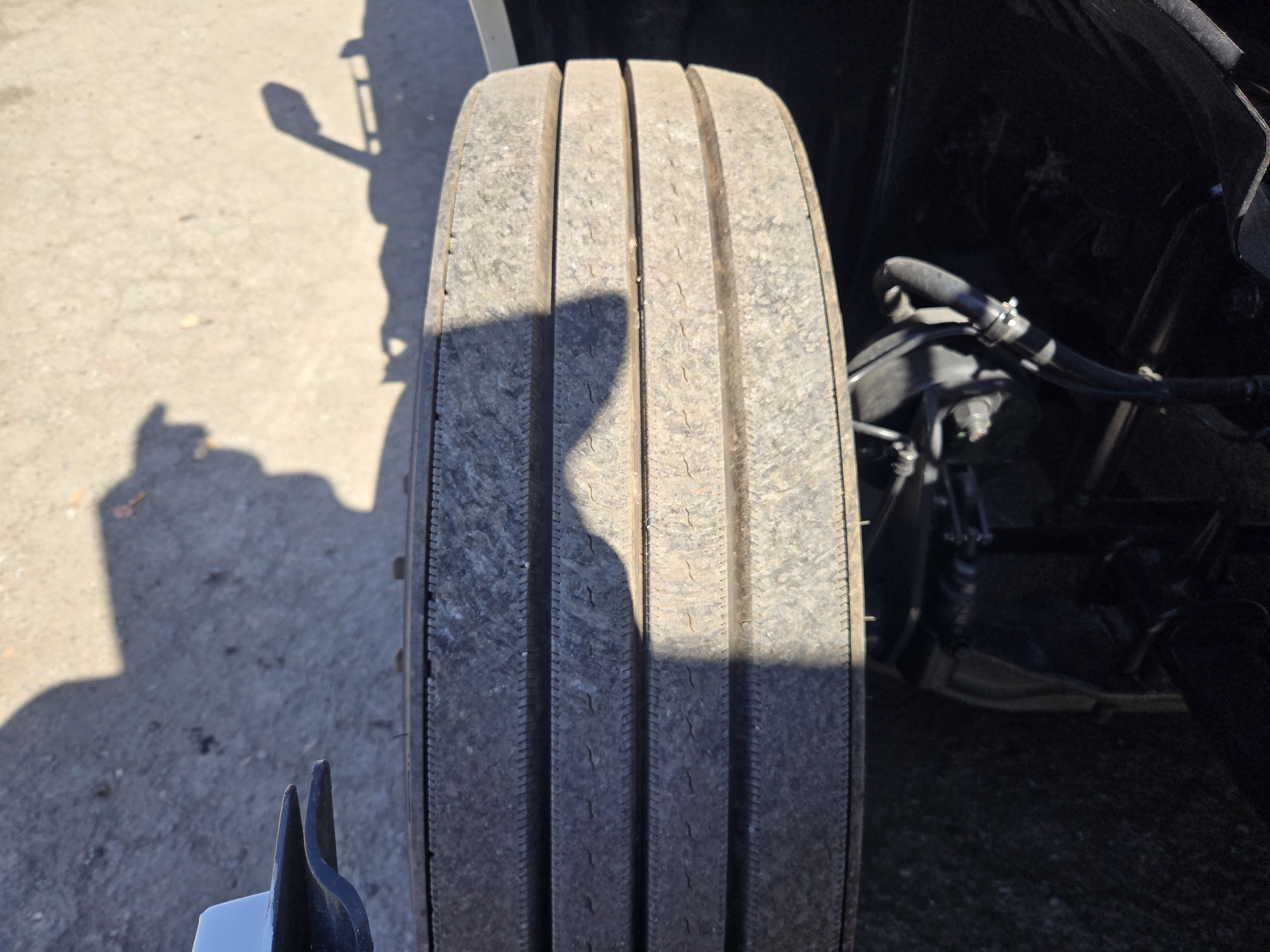 2020 FREIGHTLINER CASCADIA 126SLP - image 11