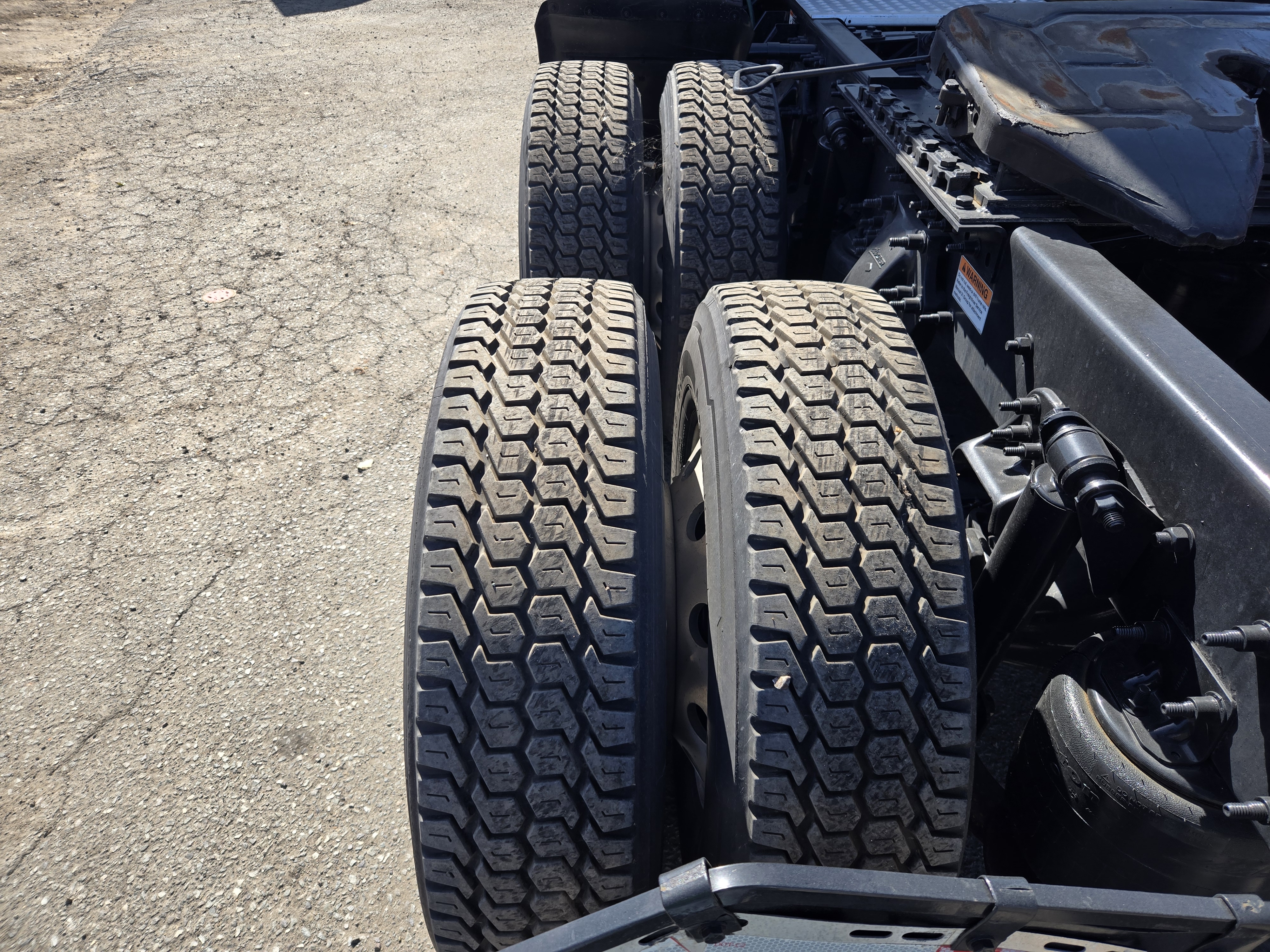 2020 FREIGHTLINER CASCADIA 126SLP - image 14