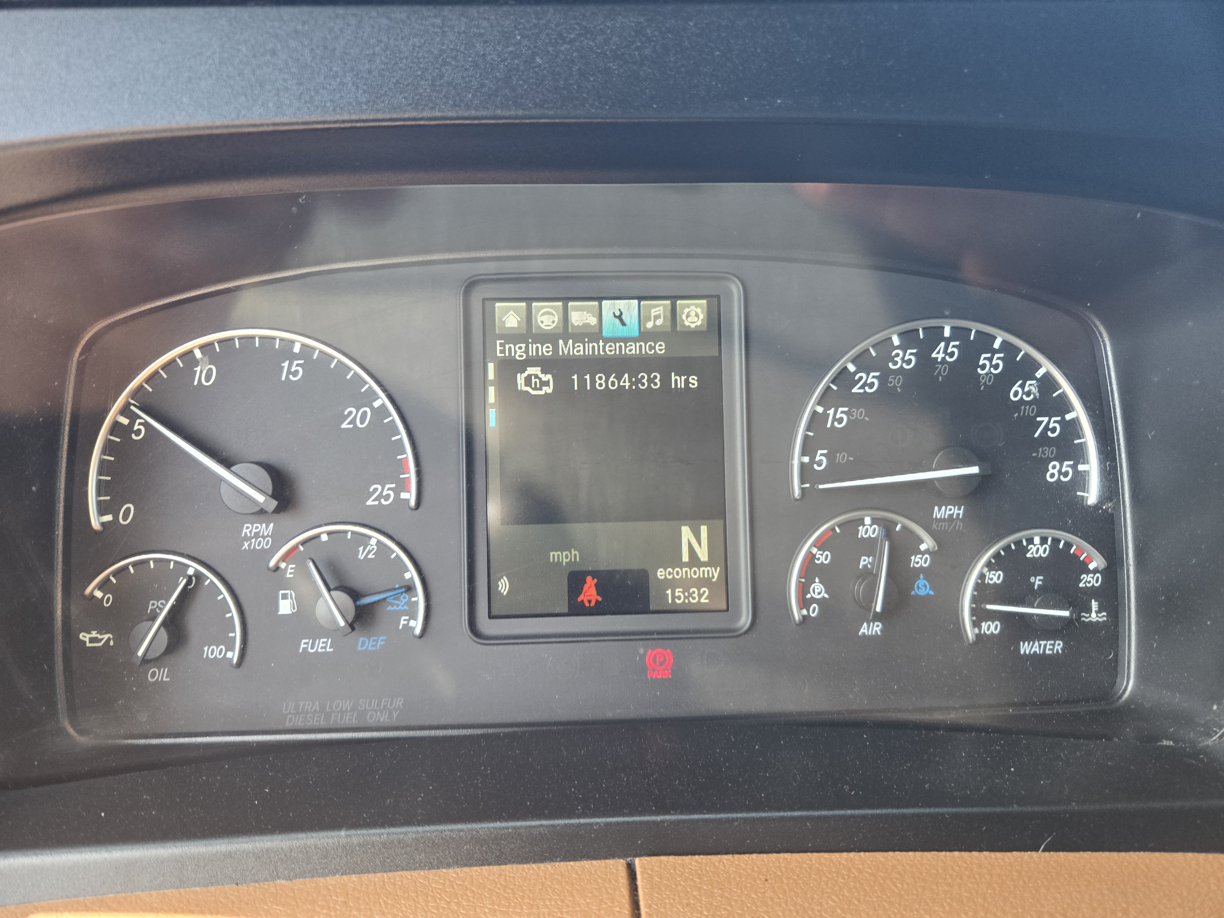 2021 FREIGHTLINER CASCADIA 126SLP - image 16