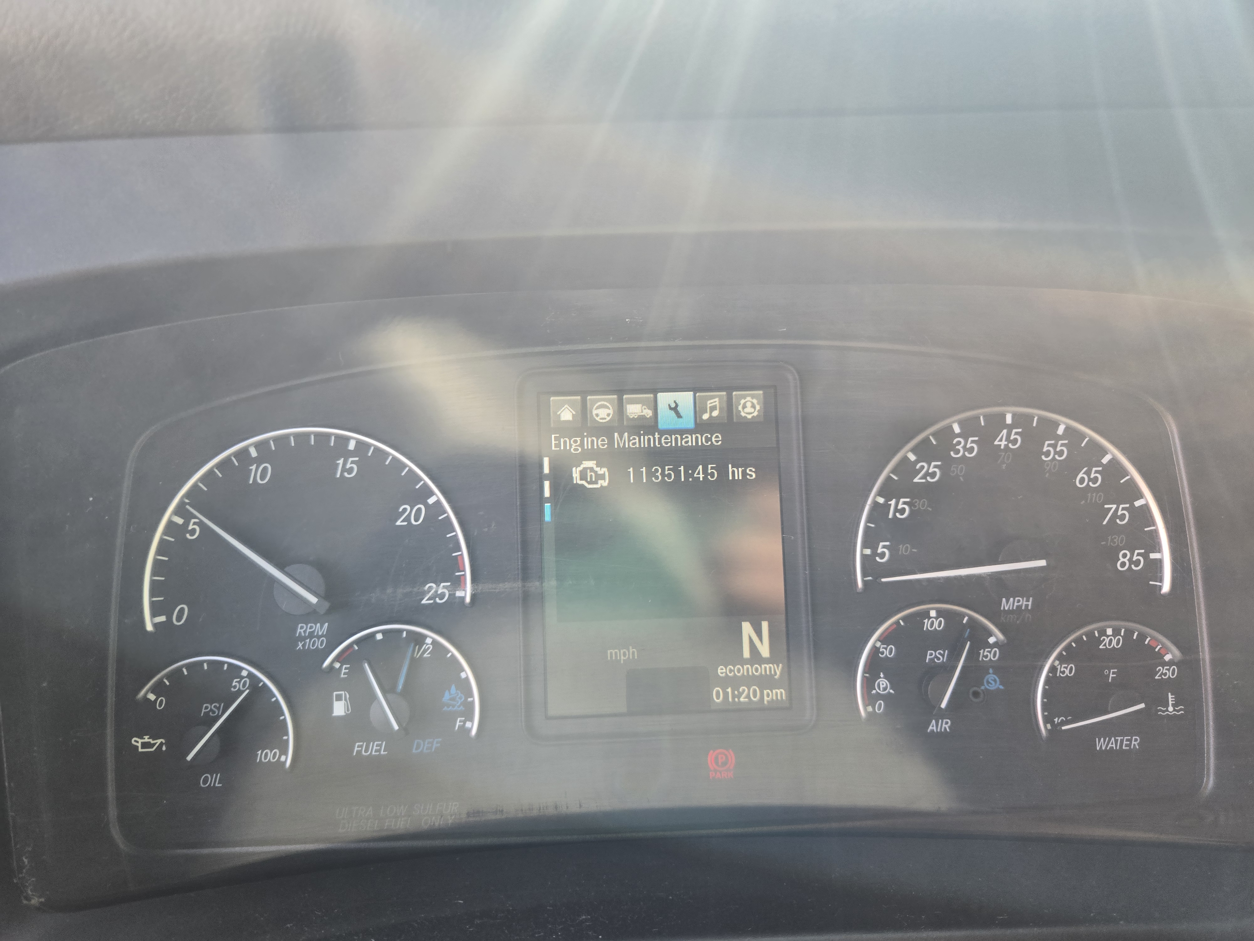 2020 FREIGHTLINER CASCADIA 126SLP - image 17