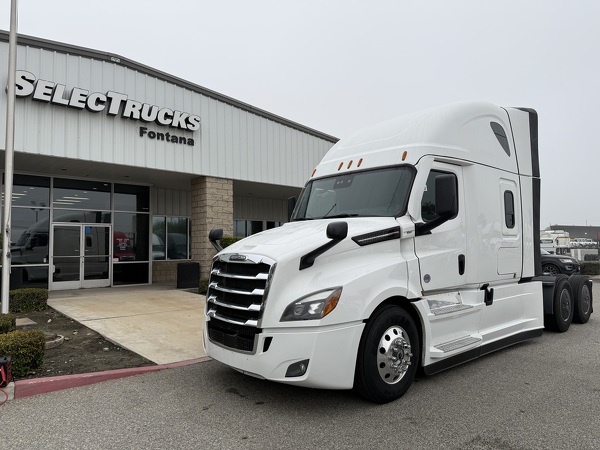 FREIGHTLINER CASCADIA 126SLP 2024