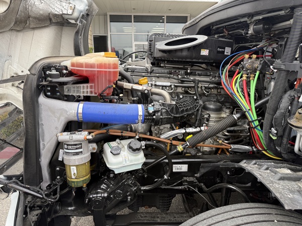 FREIGHTLINER CASCADIA 126SLP 2024