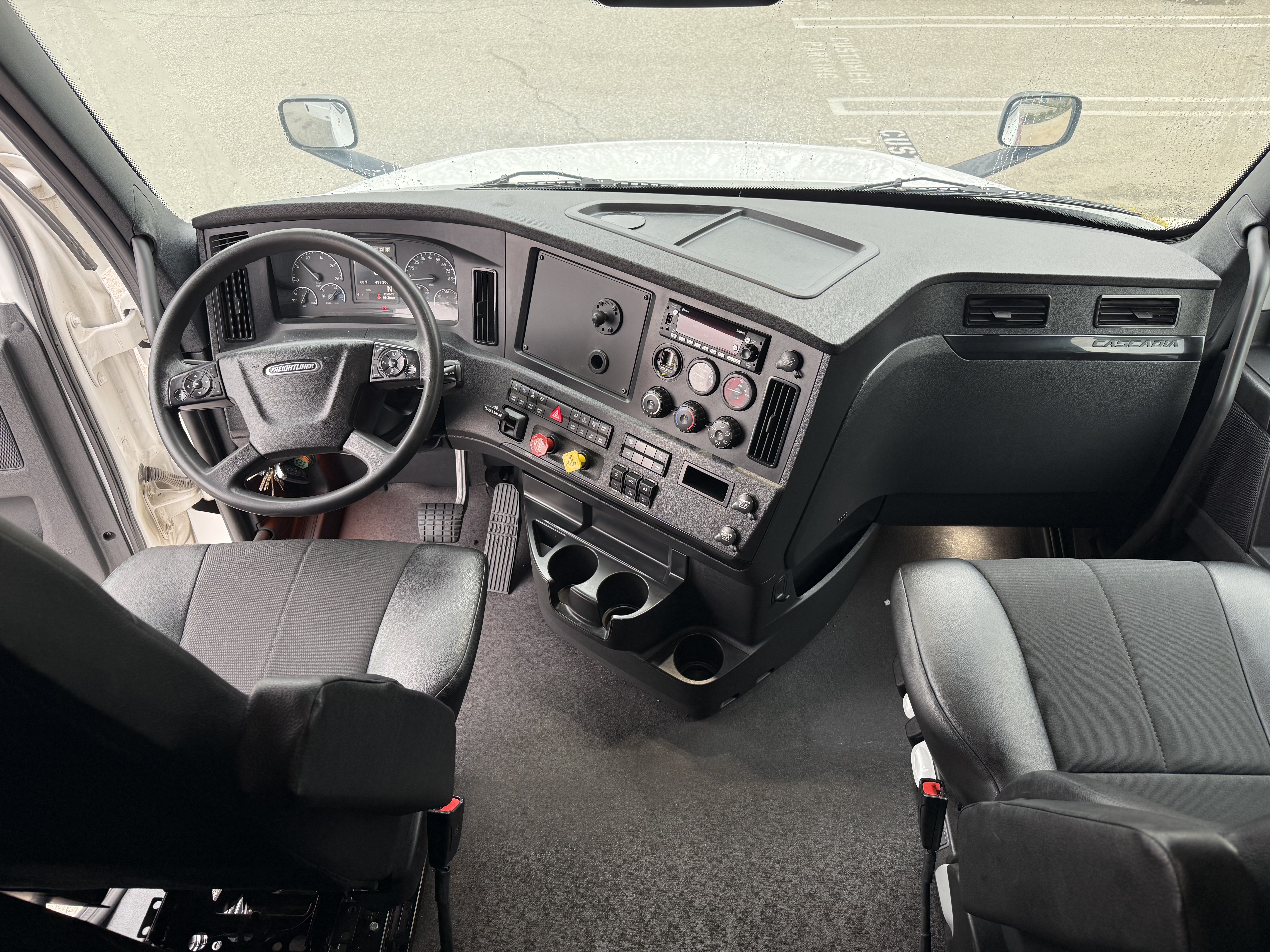 2024 FREIGHTLINER CASCADIA 126SLP - image 16