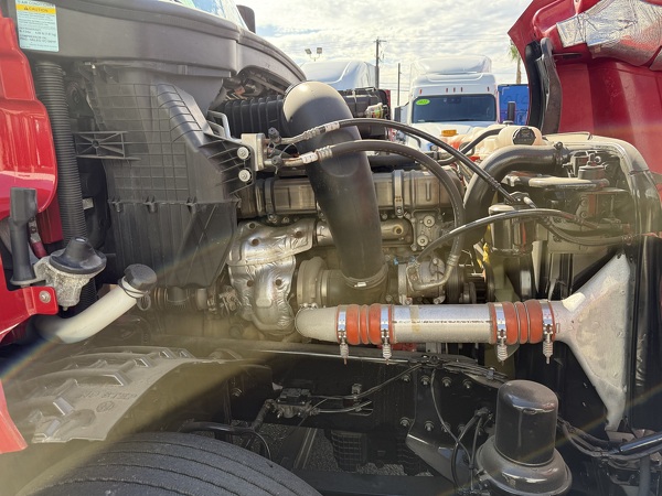 FREIGHTLINER CASCADIA 126SLP 2021