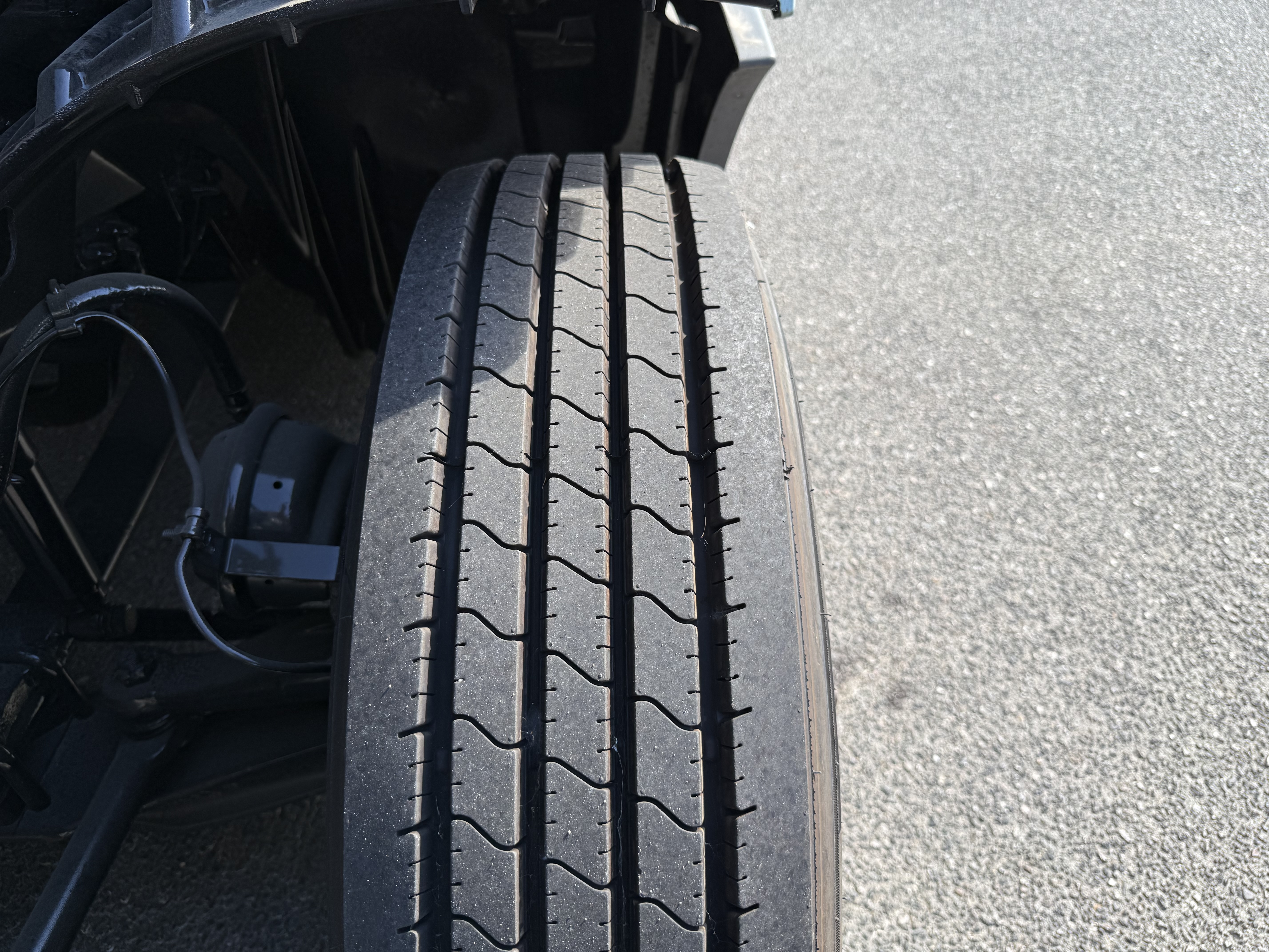 2022 FREIGHTLINER CASCADIA 126SLP - image 12