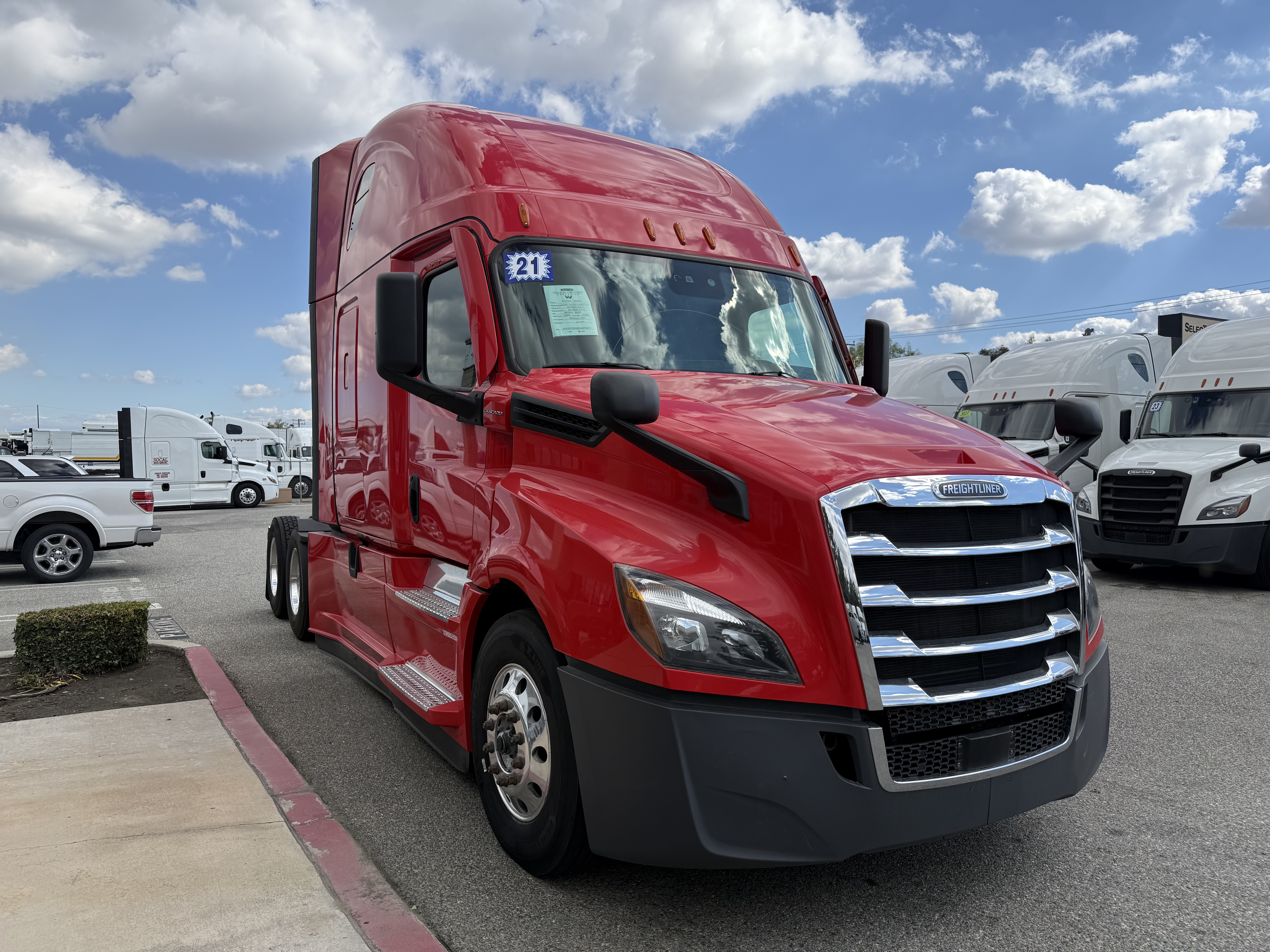 2021 FREIGHTLINER CASCADIA 126SLP - image 9